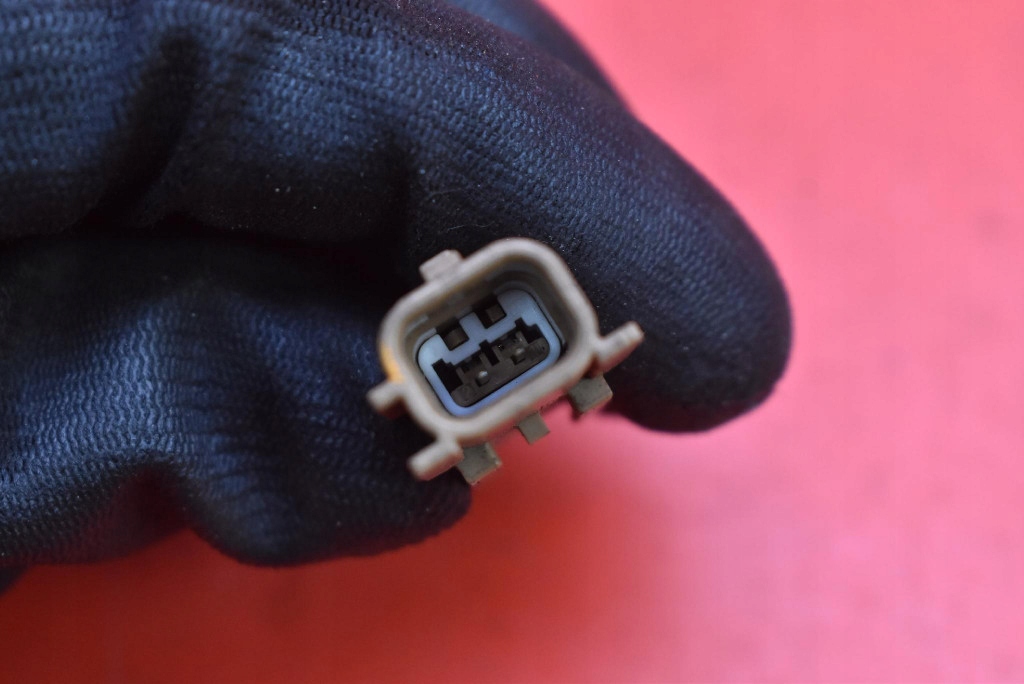 Sensor TEMPERATURY Gase 226404435R RENAULT TRAFIC 3 III 1.6 DCI 95 KM