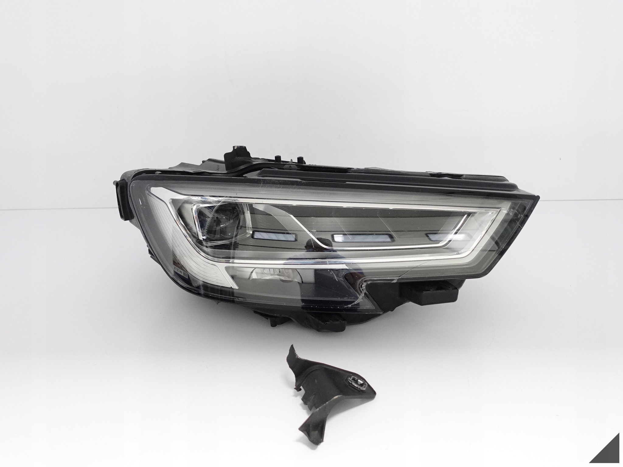 AUDI A3 Rs3v0 РЕСТАЙЛІНГ 16-19 ФАРА МАТРИКС ПОВНИЙ КОМПЛЕКТ LED