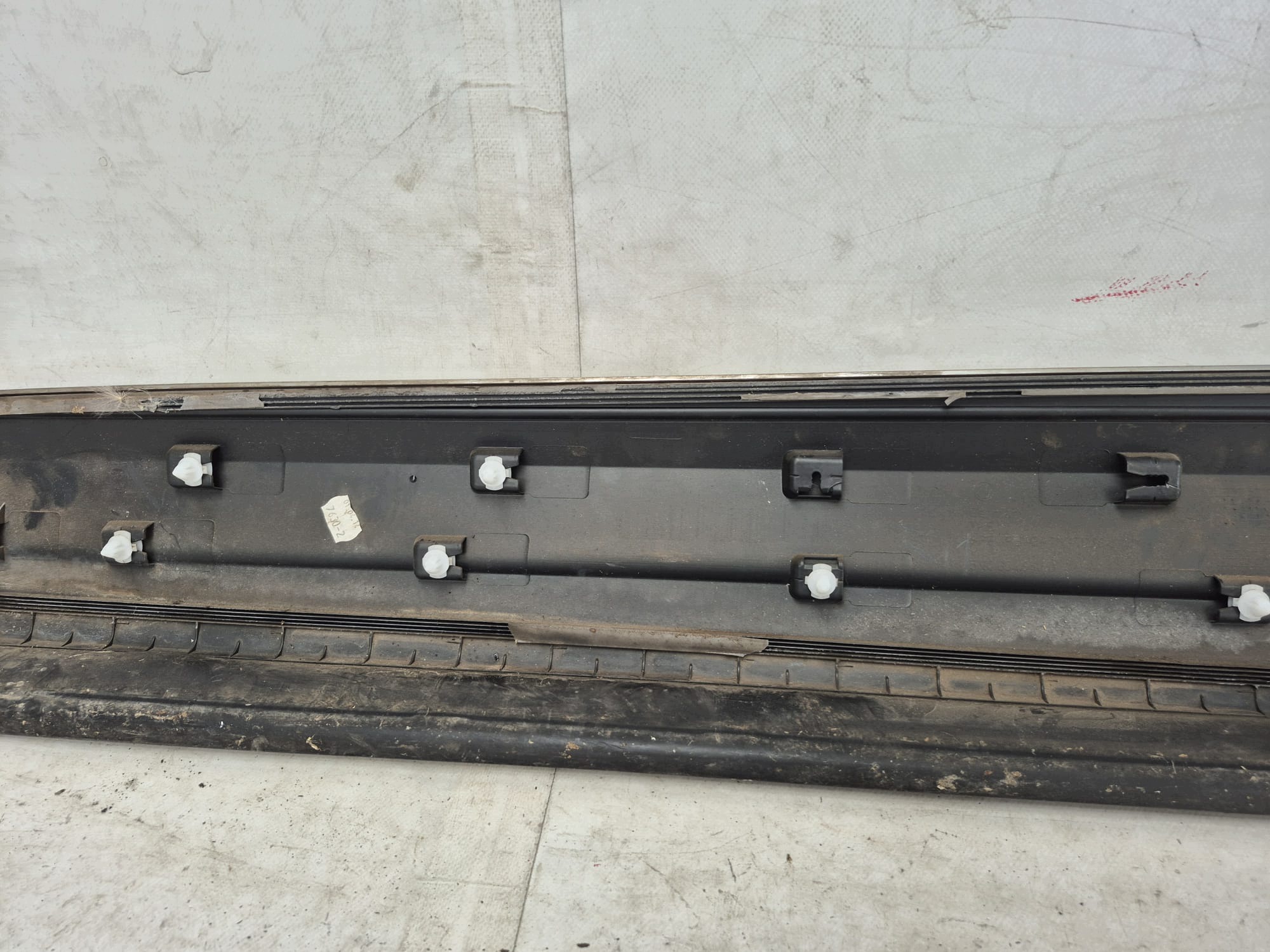 VW TIGUAN and 5N0 moulding door right front front 5N0854940D