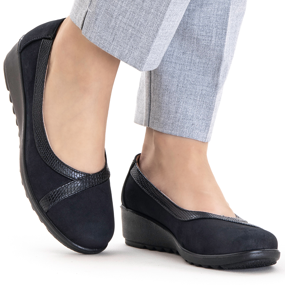 Polobotky na klínku, kožená stélka, pohodlné, Širší, módní, klasické Wojtyłko 37