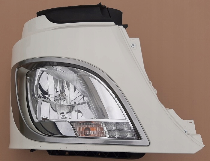 1835875 - DAF XF 106 euro6 окуляр отражатель кронштейн лифт