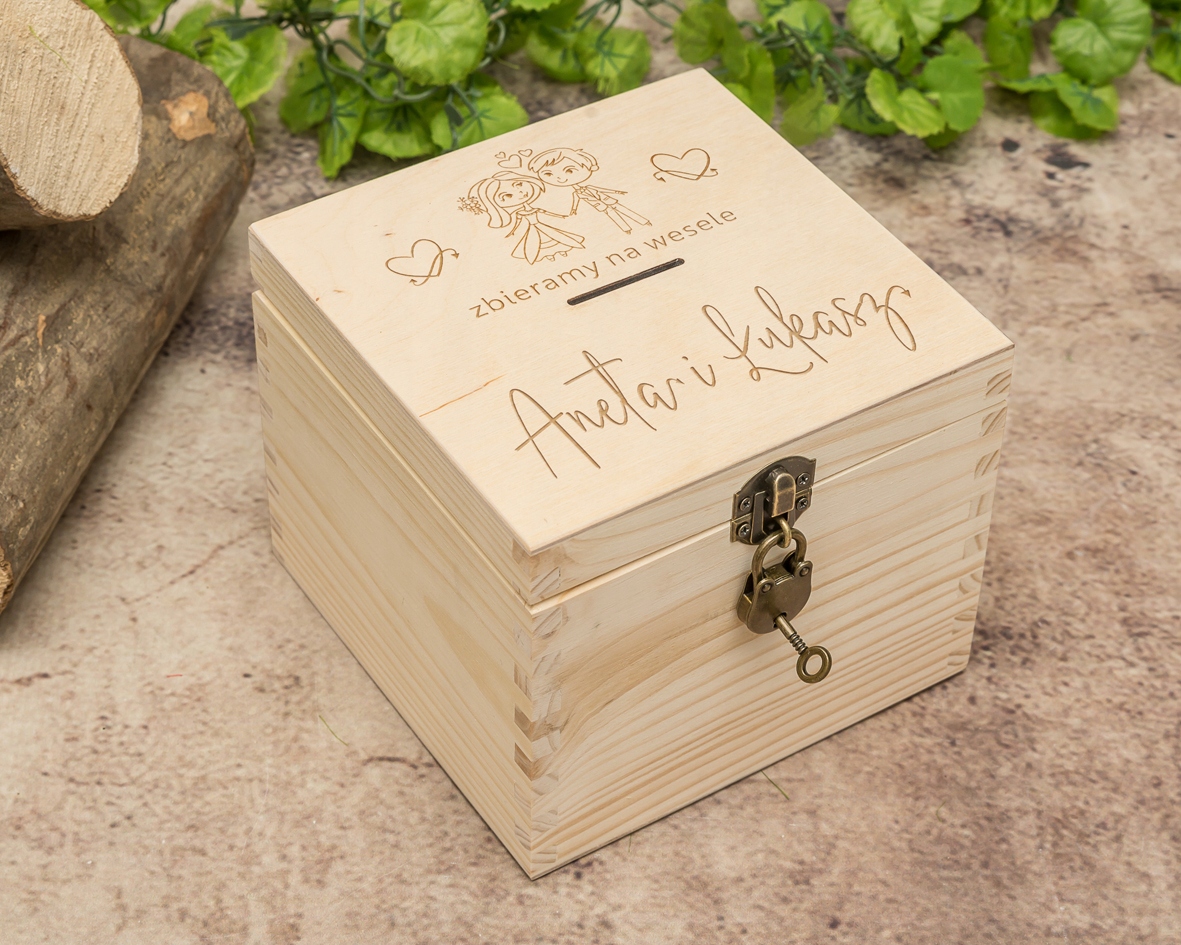skarbonka z grawerem ZBIERAMY NA ŚLUB WESELE + kłódka i kluczyk PREZENT Marka inna