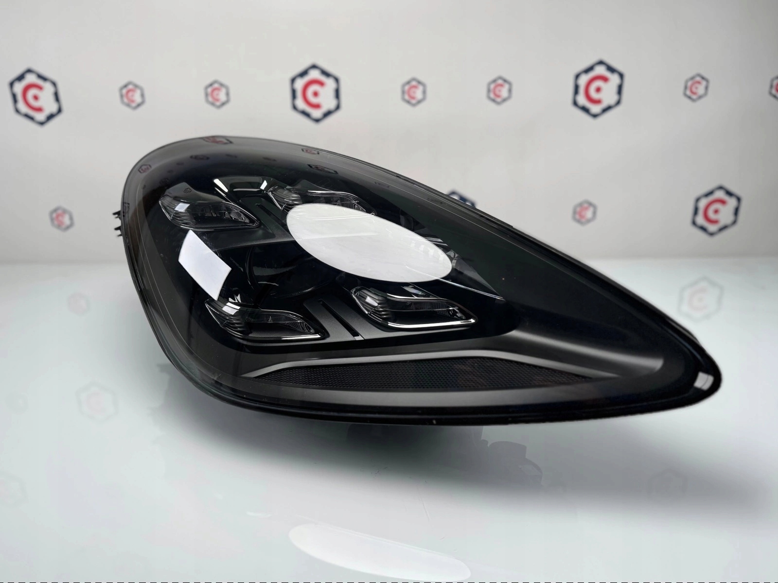 LAMPA PRAWA PRZÓD PORSCHE CAYENNE III 9Y0 FULL LED