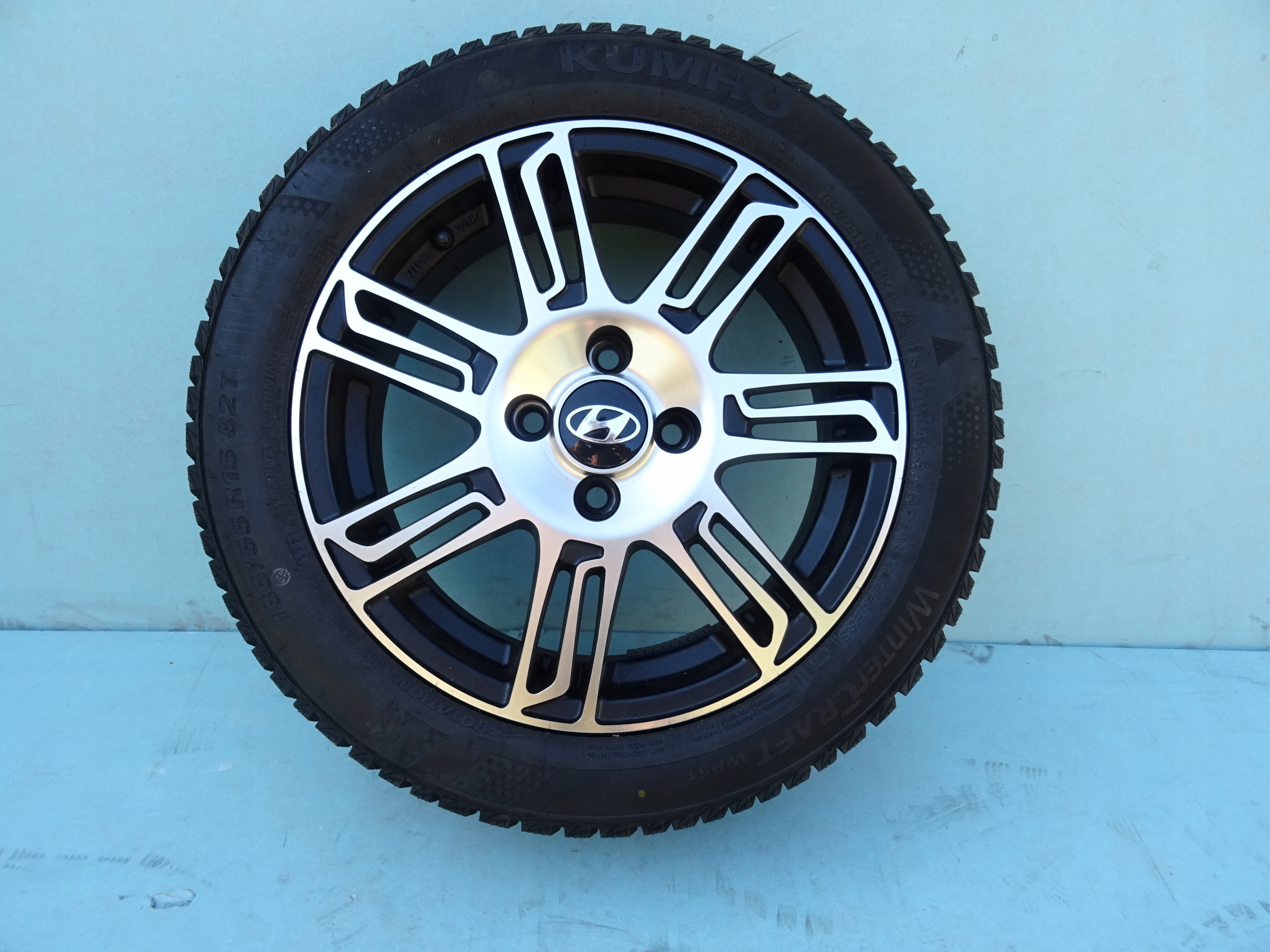 FELGA ALUMINIOWA HYUNDAI 15 CALI ET40 4x100 54,1MM