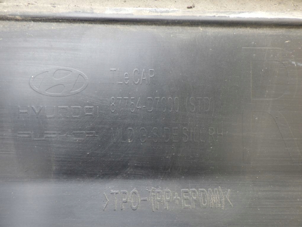 HYUNDAI TUCSON 3 III 15- moulding threshold threshold right