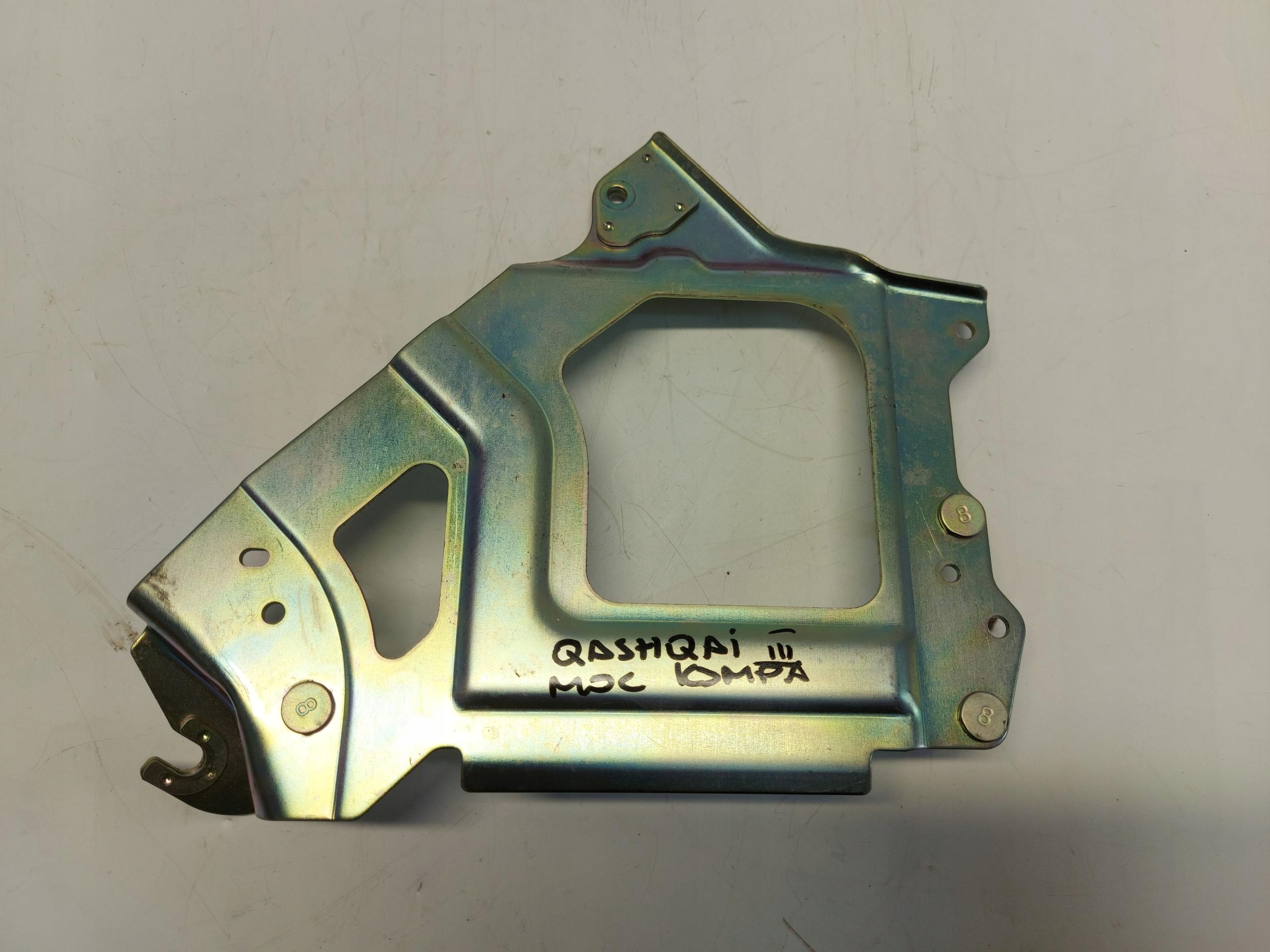 Nissan Qashqai III J12 Support plaque KOMPUTERA