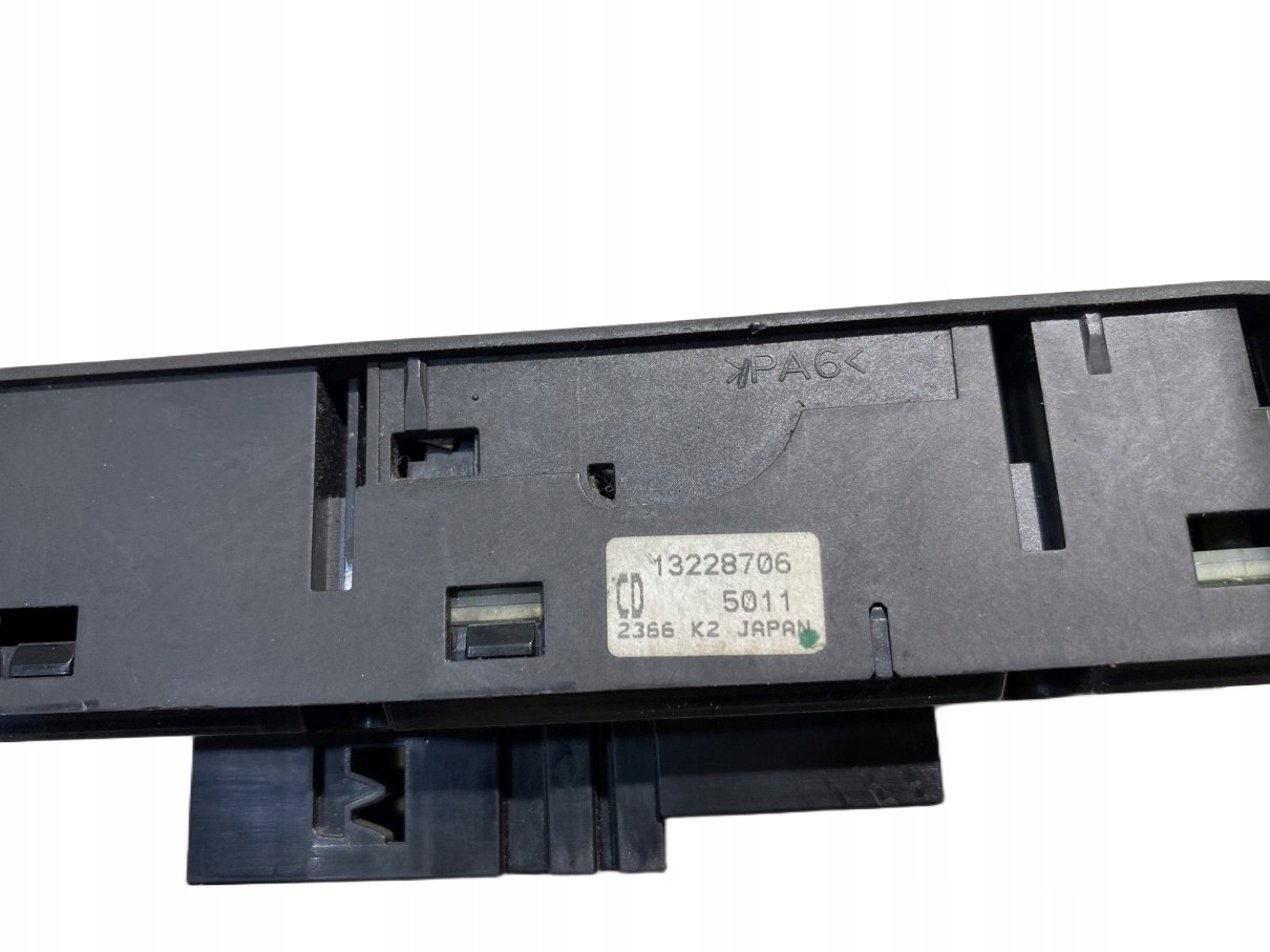 PANEL of the window left front ASTRA H 13228706