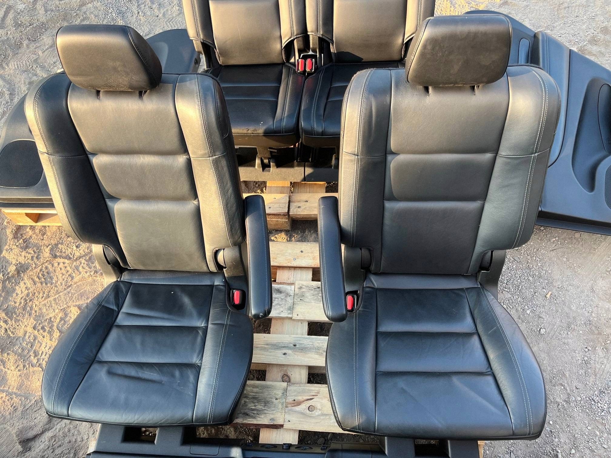 Komptel seats seats upholstery inner leather Dodge Durango 2021