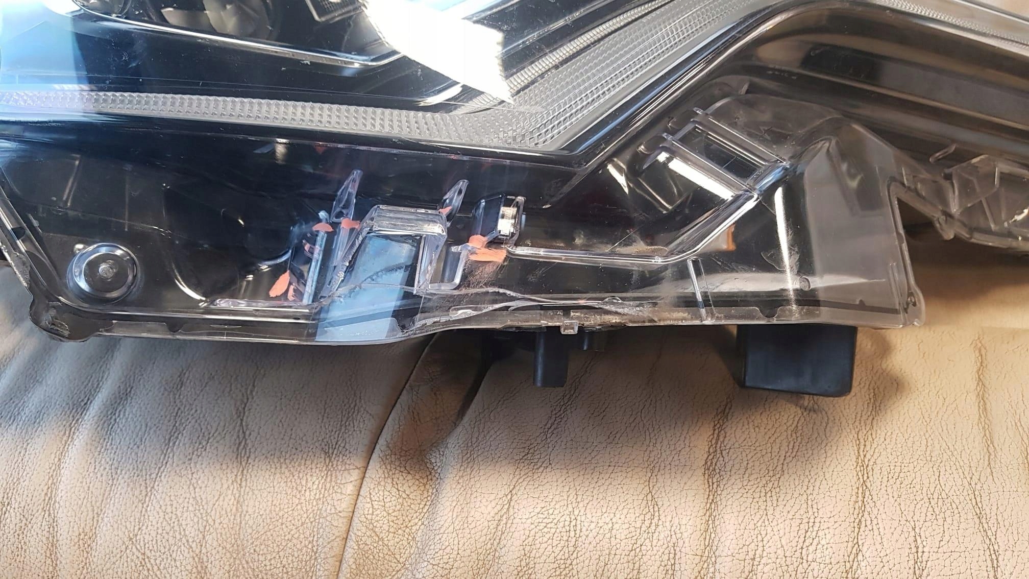 TOYOTA C-HR CHR 16- light right front FULL LED