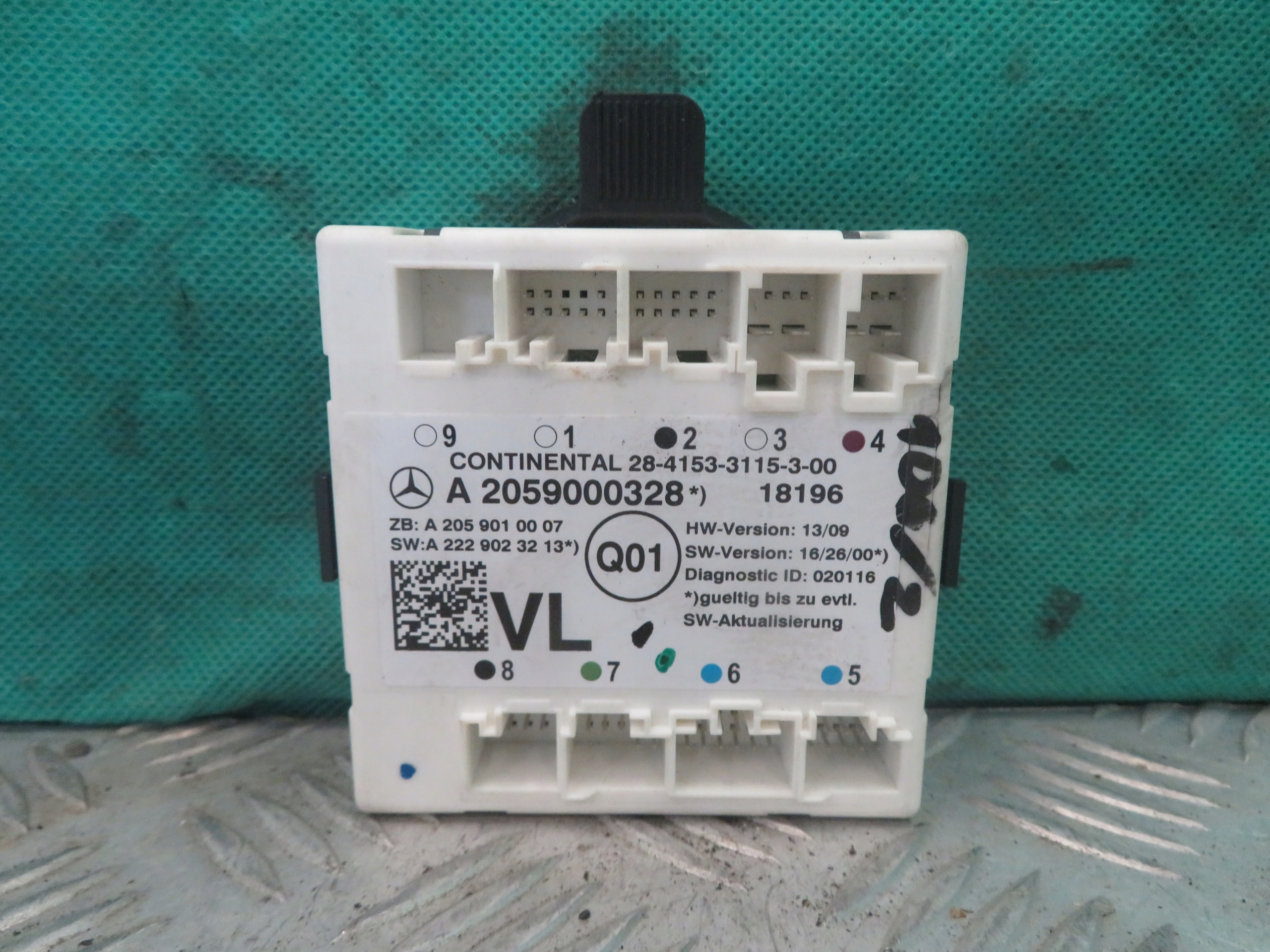module door left front MERCEDES W205 18R A2059000328
