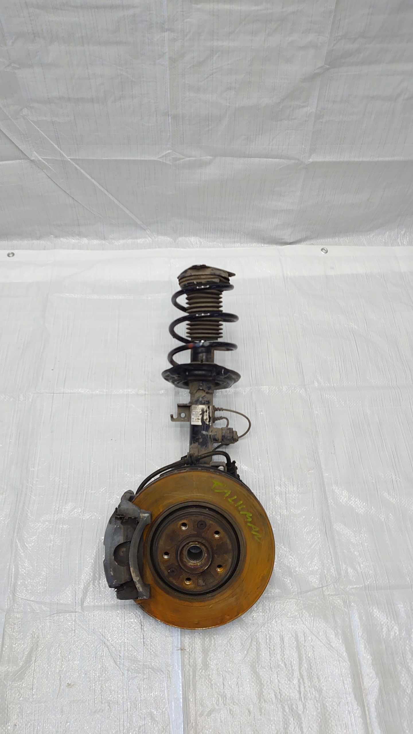 поворотный кулак, цапфа левый TALISMAN 1.6