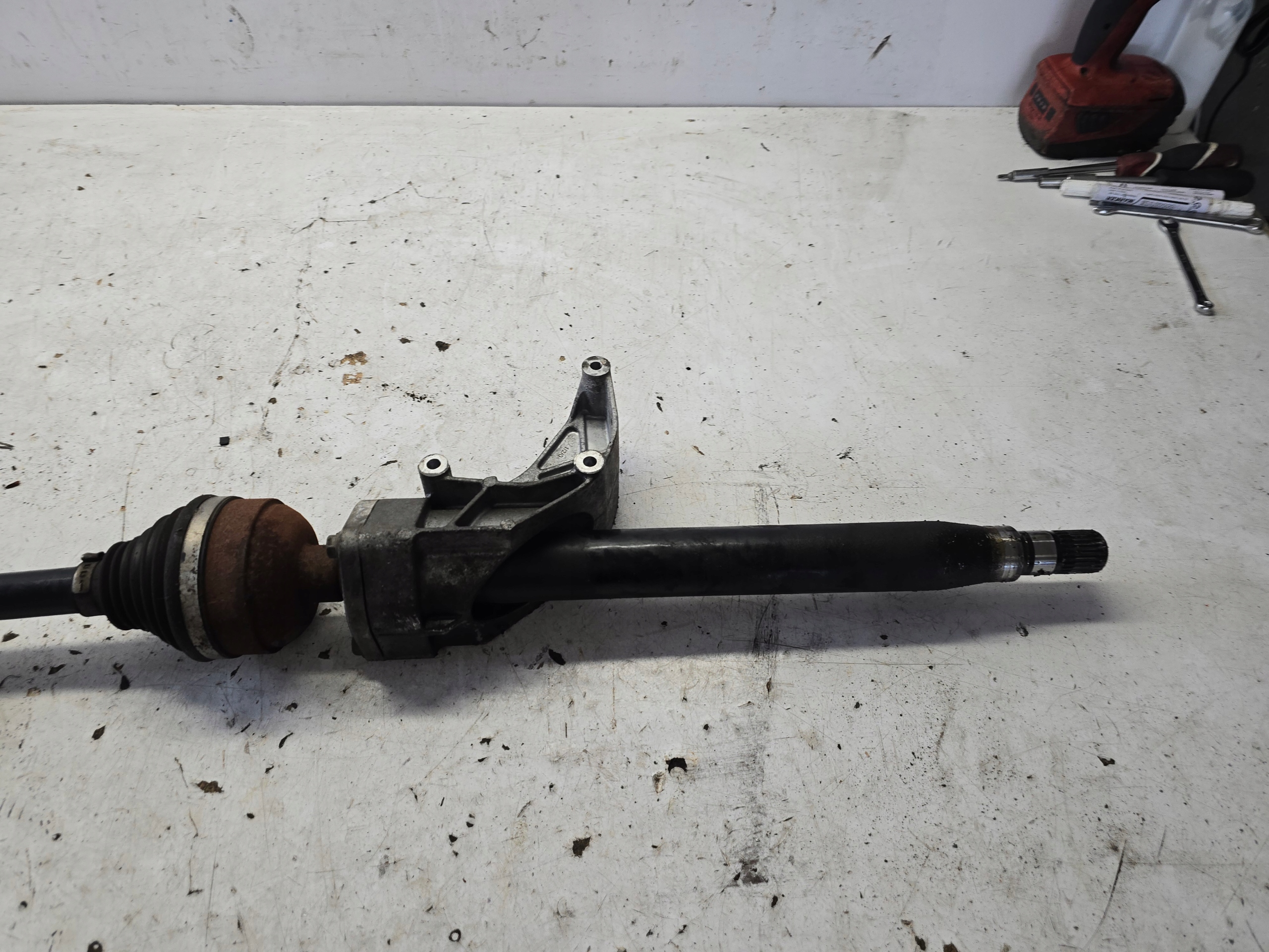 OPEL ASTRA J LIFT semi-axis right 13335143 AAFX 1.6CDTI M32