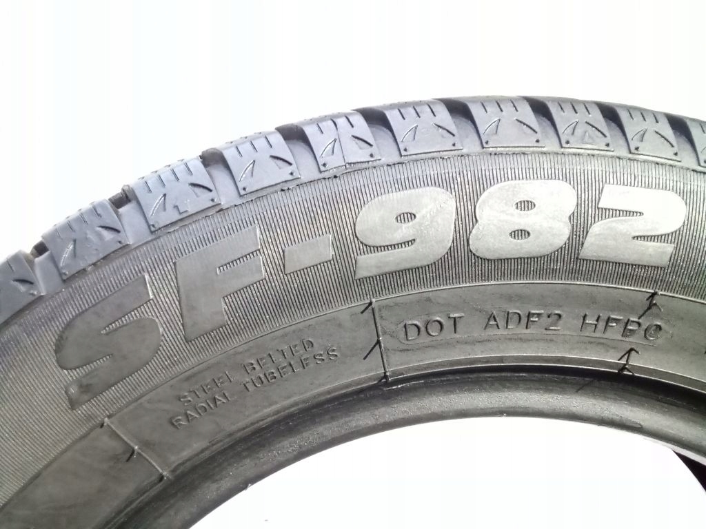 tyre Sunfull SF-982 185/65/14 86T 2020 8,1mm