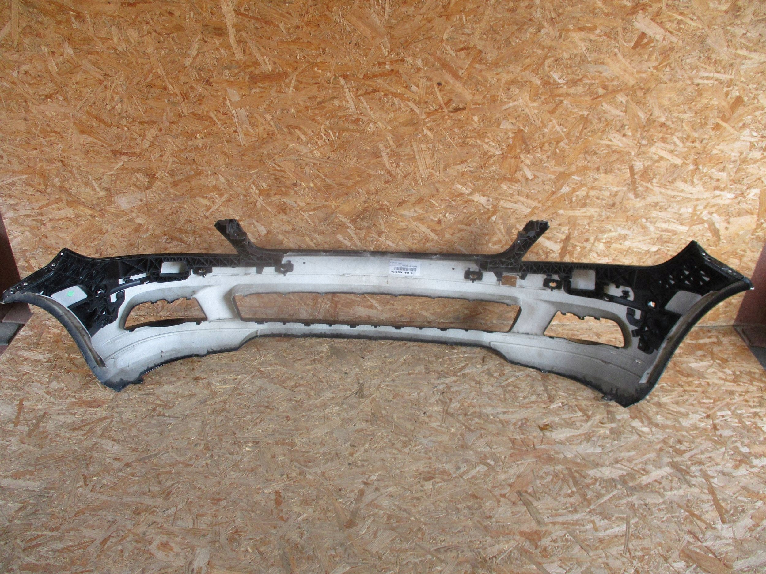 bumper front front MERCEDES C-KLASA W204 07-11