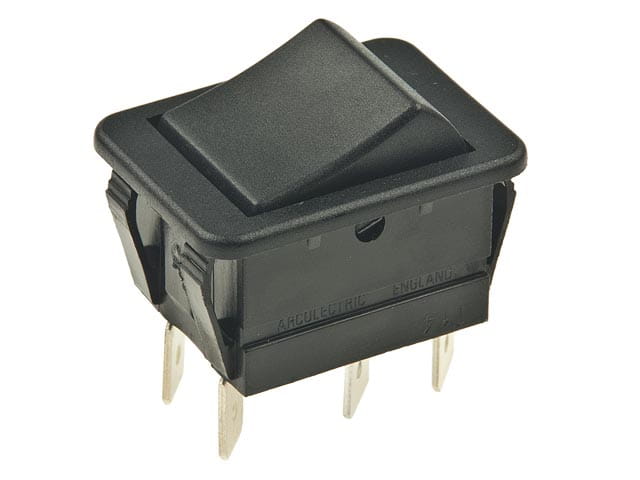 Przełącznik chwilowy 6 pin ON-(OFF) lub OFF-(ON)