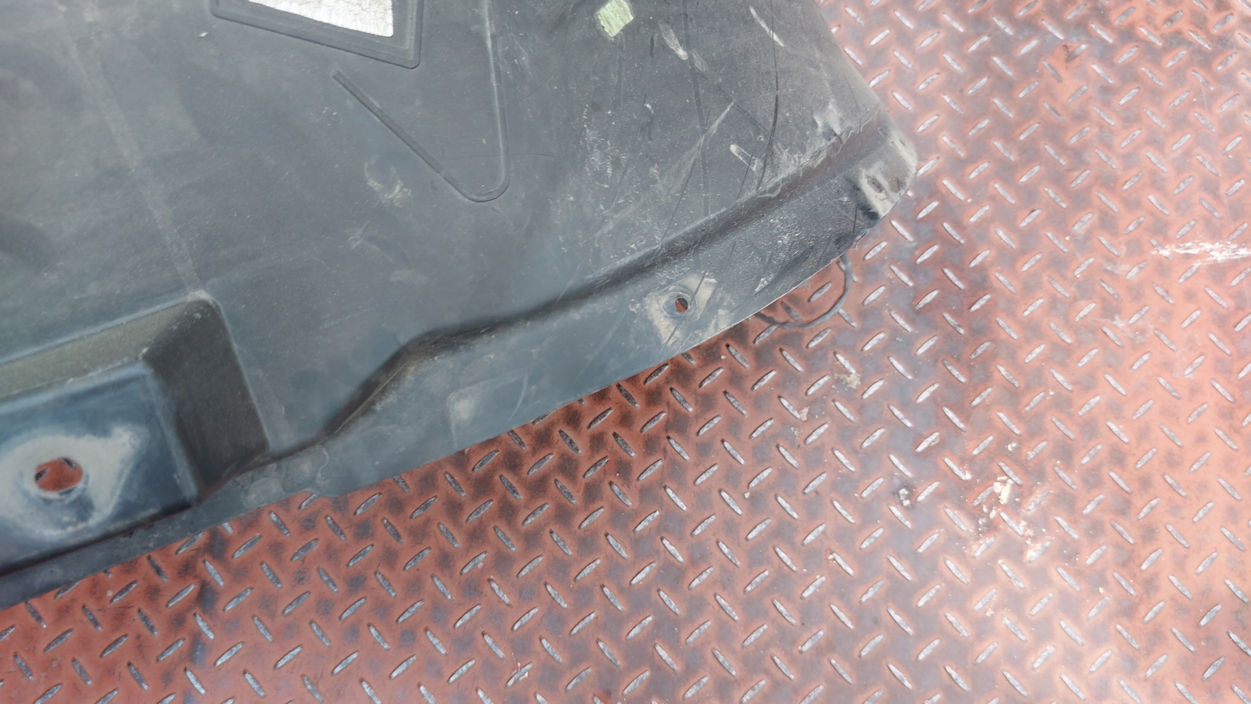 mudguard right front VOLVO XC60 II 17