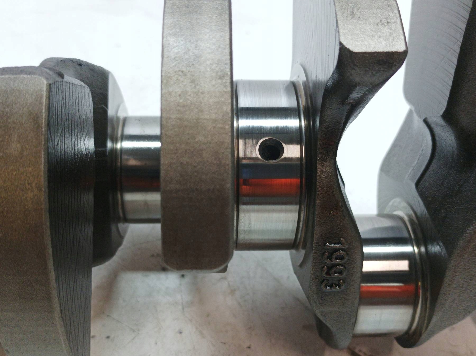 crank BITURBO 2.4 D Volvo XC 70 III (2007- )