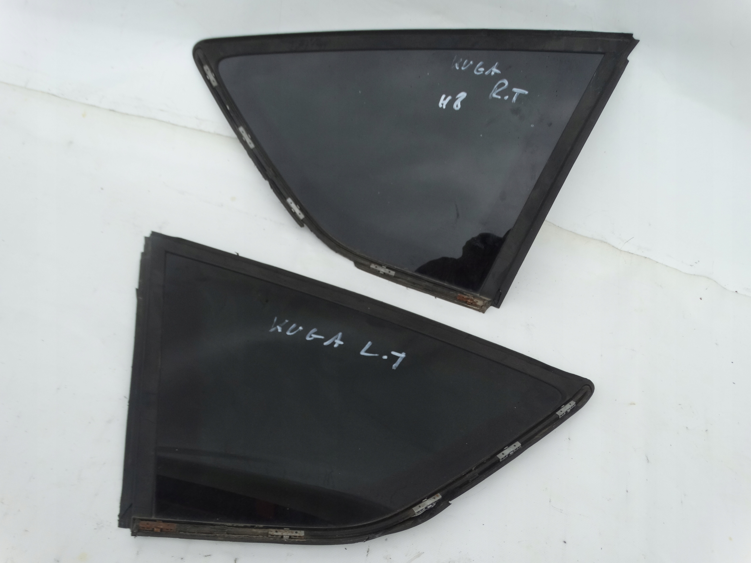 SZYBA KAROSERYJNA TYŁ TYLNA LEWA PRAWA KUGA MK1