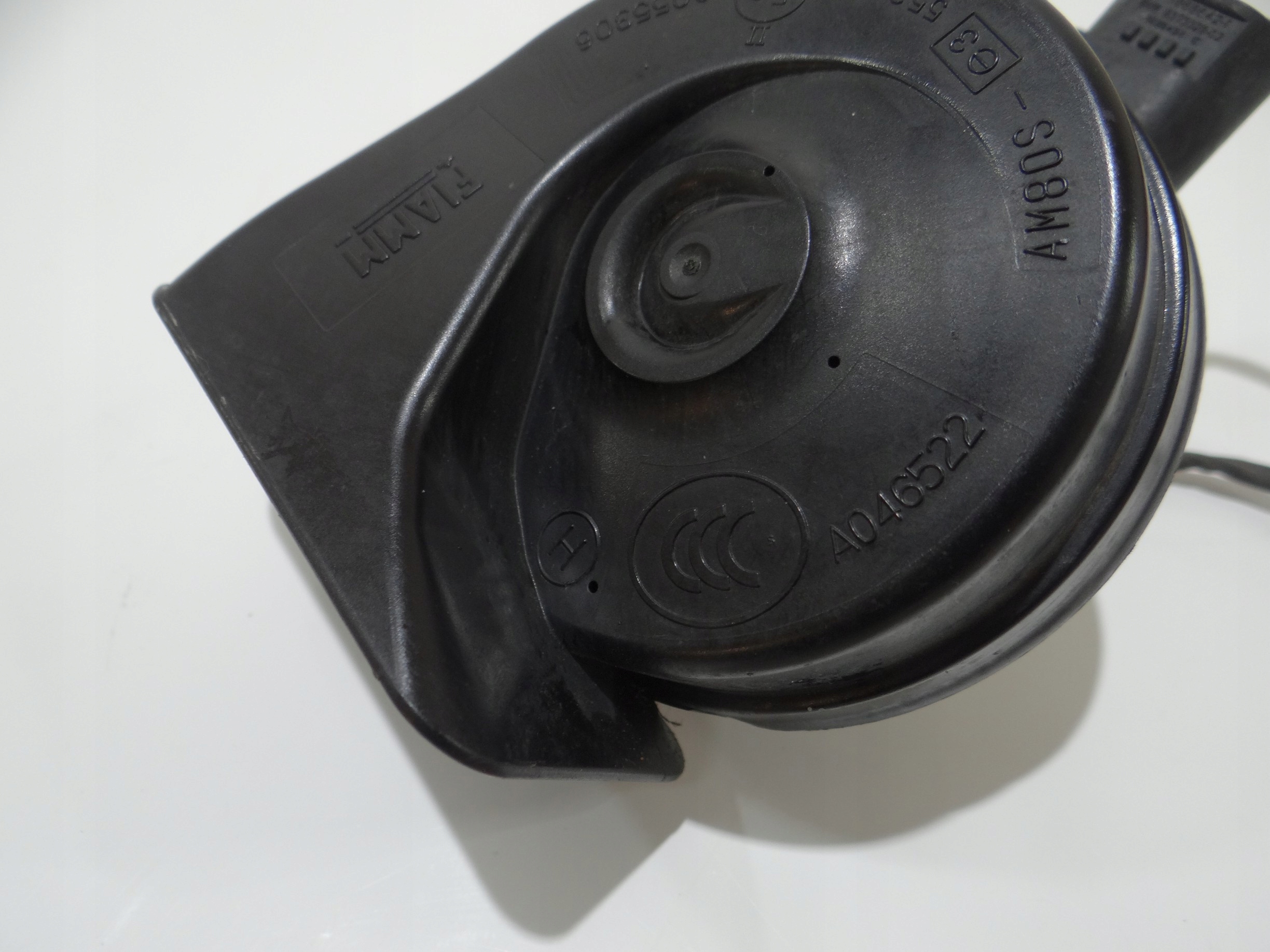 KLAKSON WYSOKOTONOWY left BMW E88 7192039