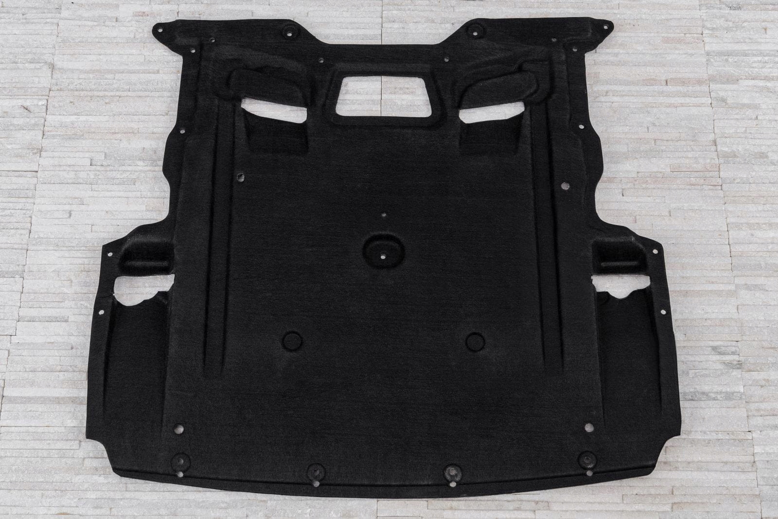 BMW SERIA 5 F10 2009-2017 MATERIAŁOWA OSŁONA SILNIKA 51757185113 Producent części Inny