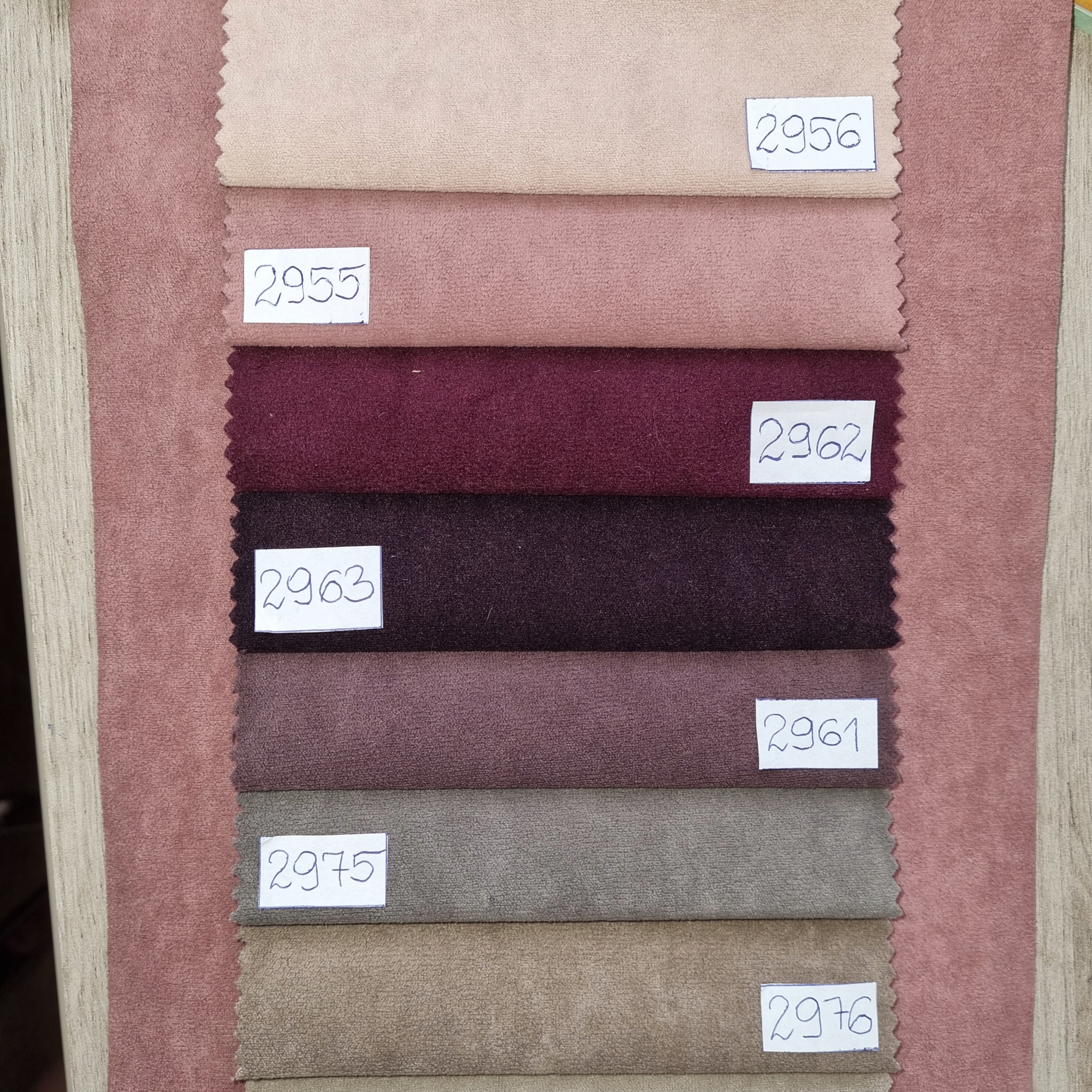 Panele ścienne tapicerowane na dowolny wymiar Cechy dodatkowe gładki