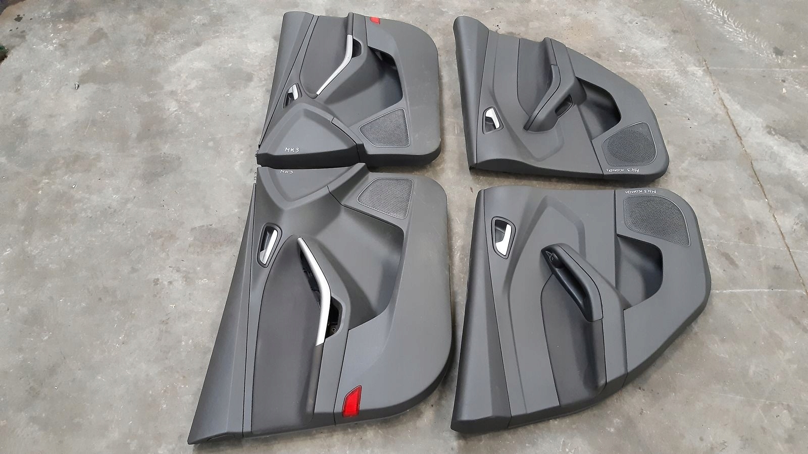 side side komplet Ford Focus MK3 1,0 Ecoboost kombi