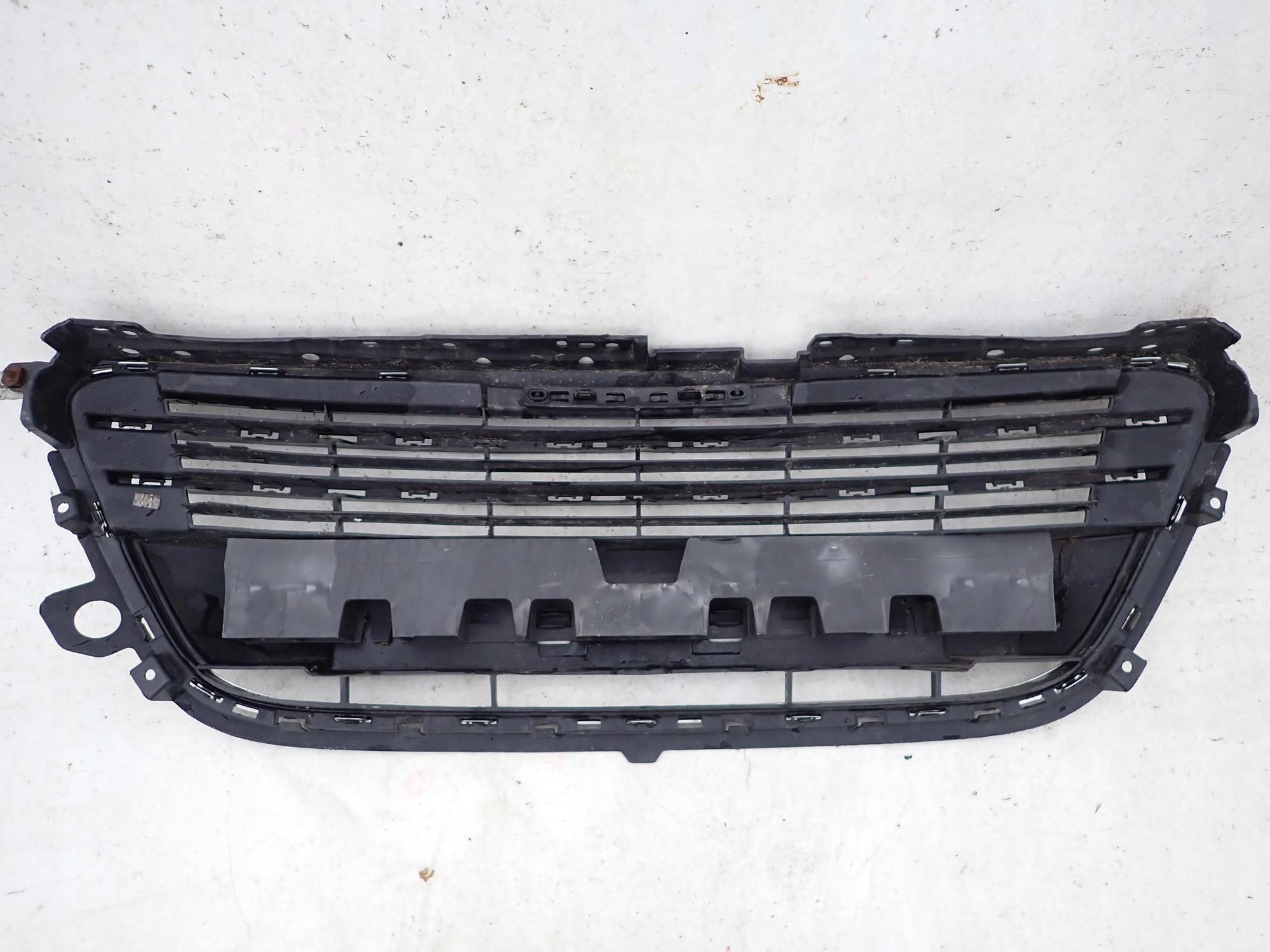 PEUGEOT 508 e 1 10-14 Griglia GRIGLIA