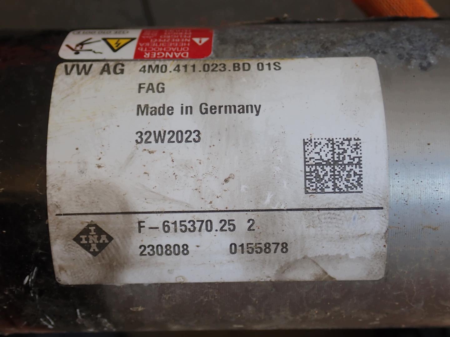 Stabilizator aktywny front AUDI AUDI Q7 Q8 URUS 4M0400045