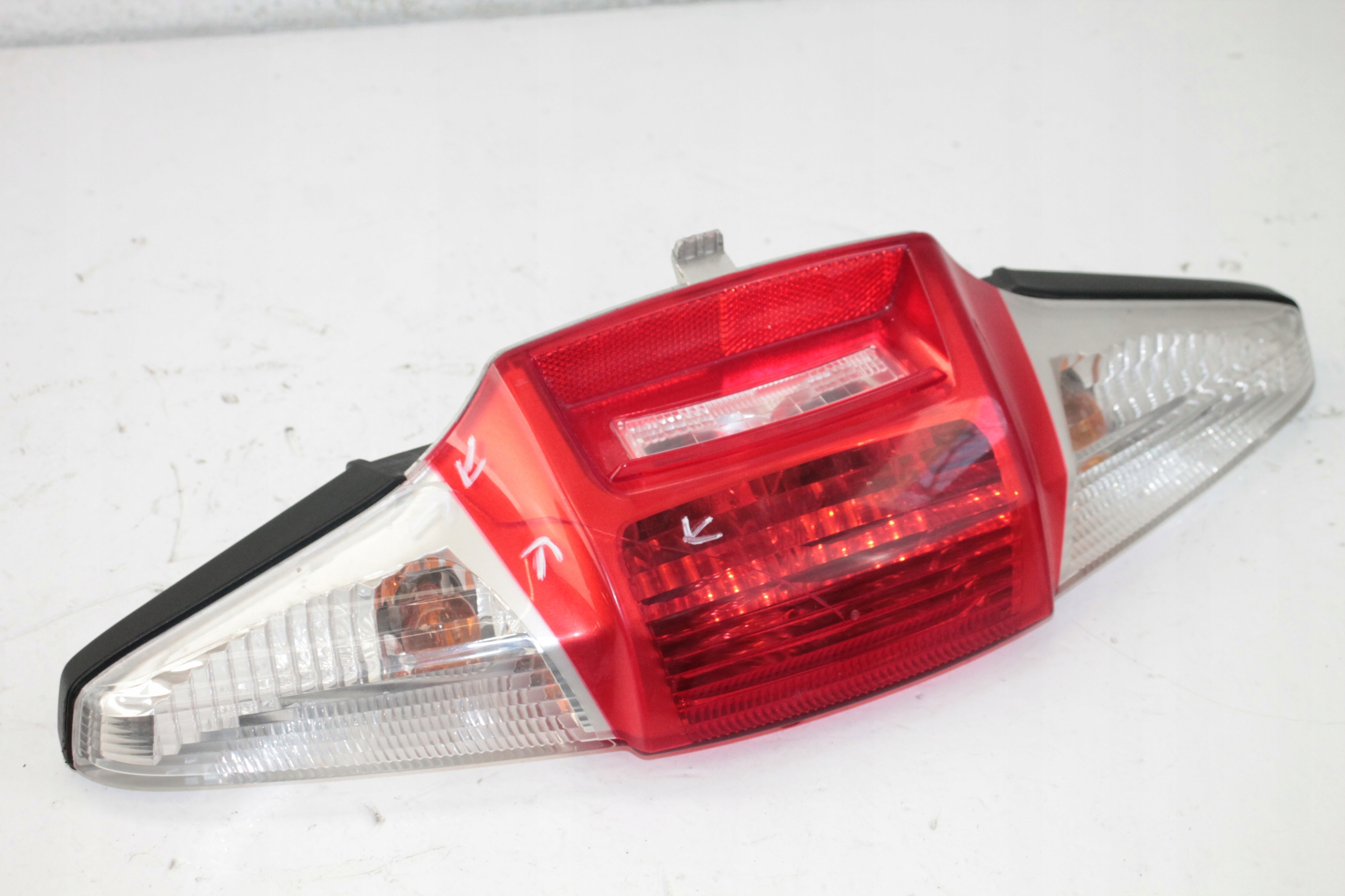 R1200RT 25 - BMW R 1200 RT 05-09 ЗАДНІЙ ЛІХТАР + ПОВОРОТНИКИ