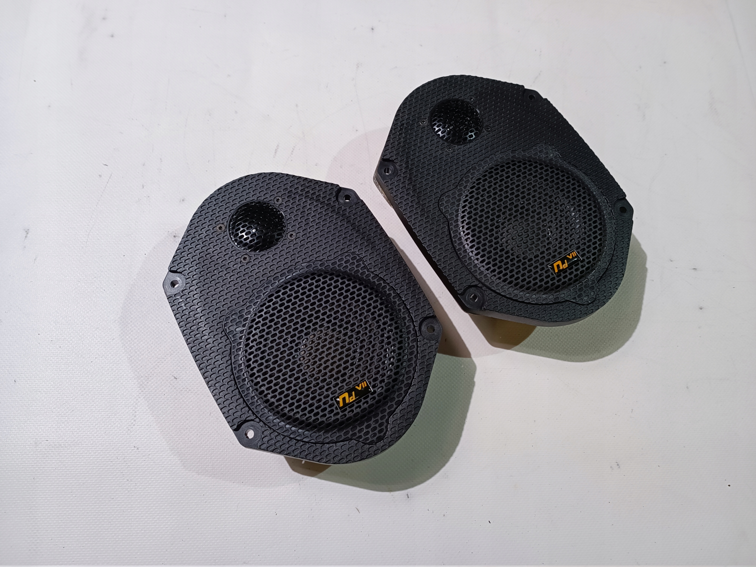 6U5T-18808-HA - Динамик двери Ford Mustang Premium 2005-2009