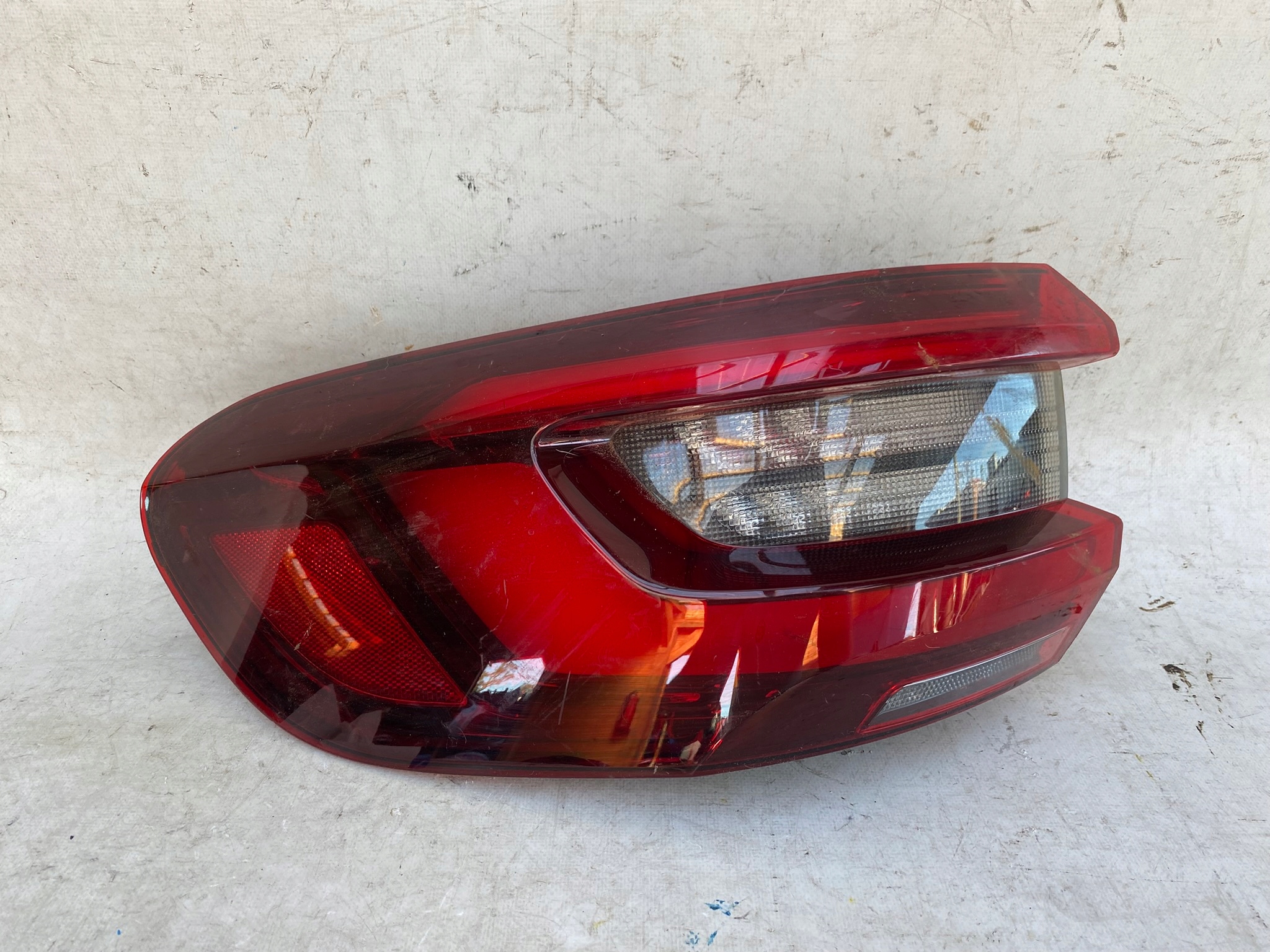 BMW X5 G05 18- light left rear part W fender H35A0DB0102