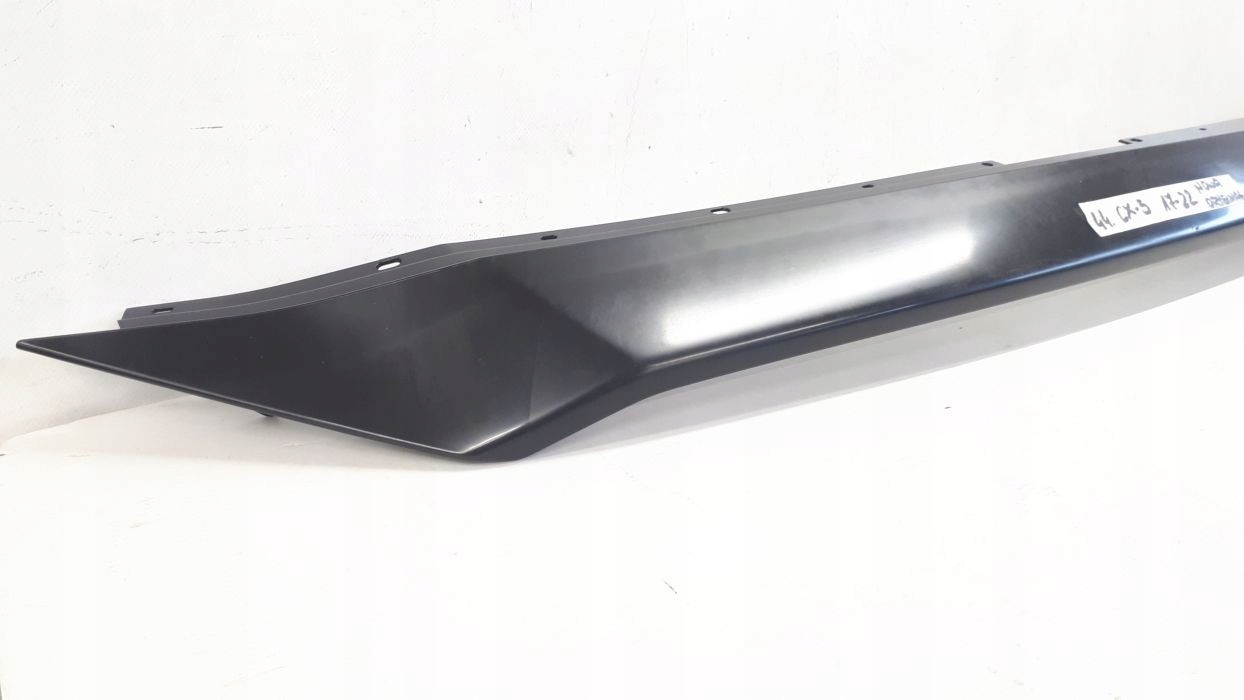 MAZDA CX-5 2017-2022 LISTWA ATRAPY PRZÓD Typ samochodu Samochody osobowe