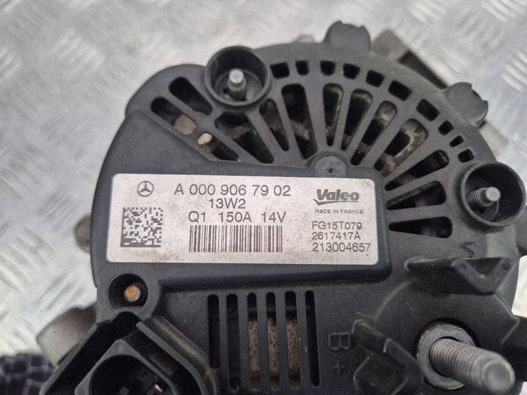 Mercedes E250 CGI C207 Alternator A0009067902 M271860