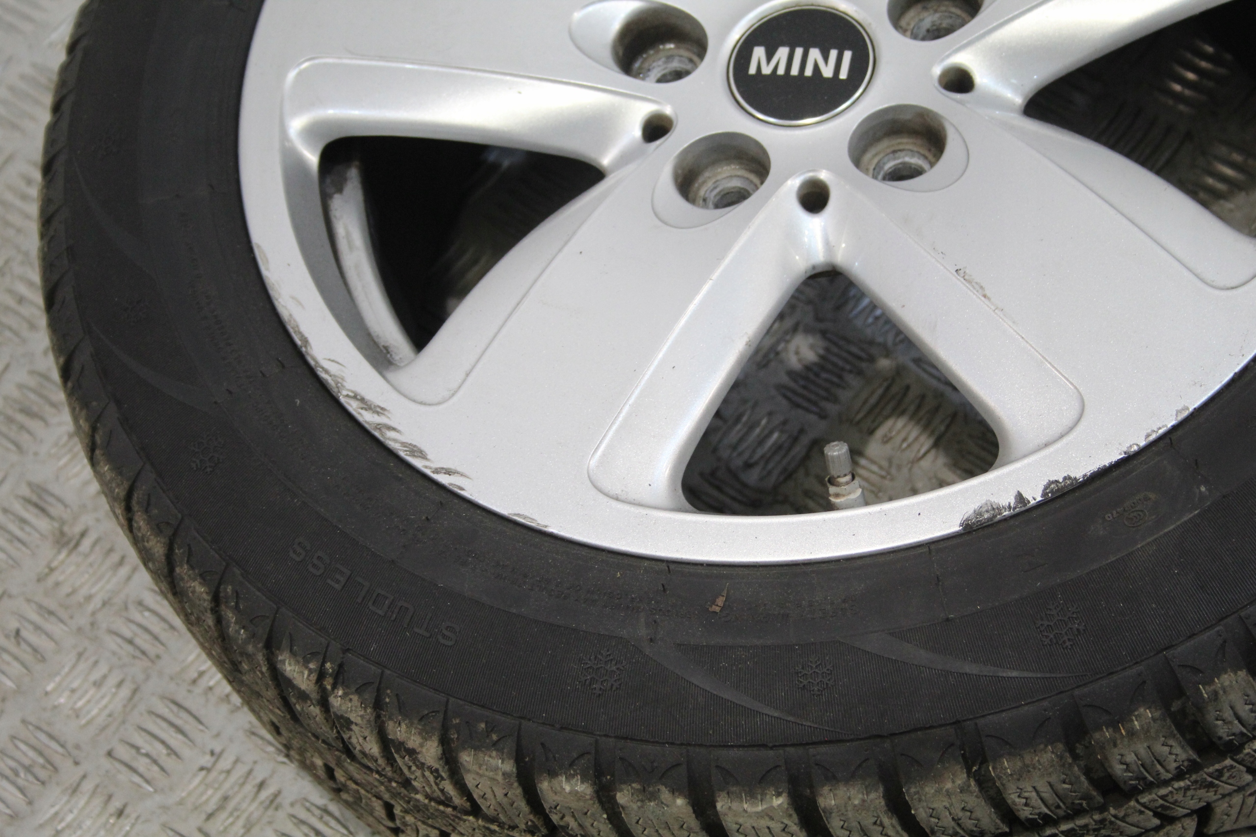 wheels discs disc 205/55 R16 MINI CLUBMAN F54