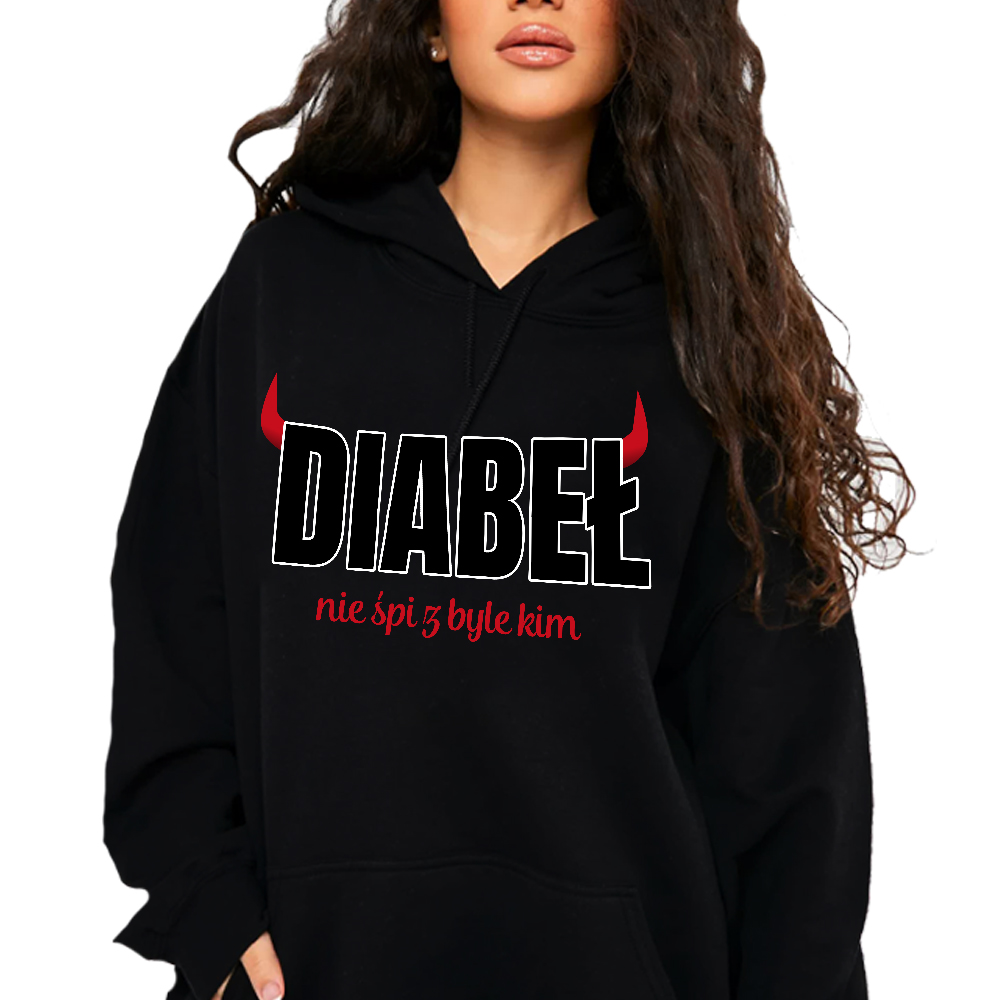 Mikina S Kapucí Ďábel Nespí S Bývalým Kim M Černá Zábavný vzor Dárek