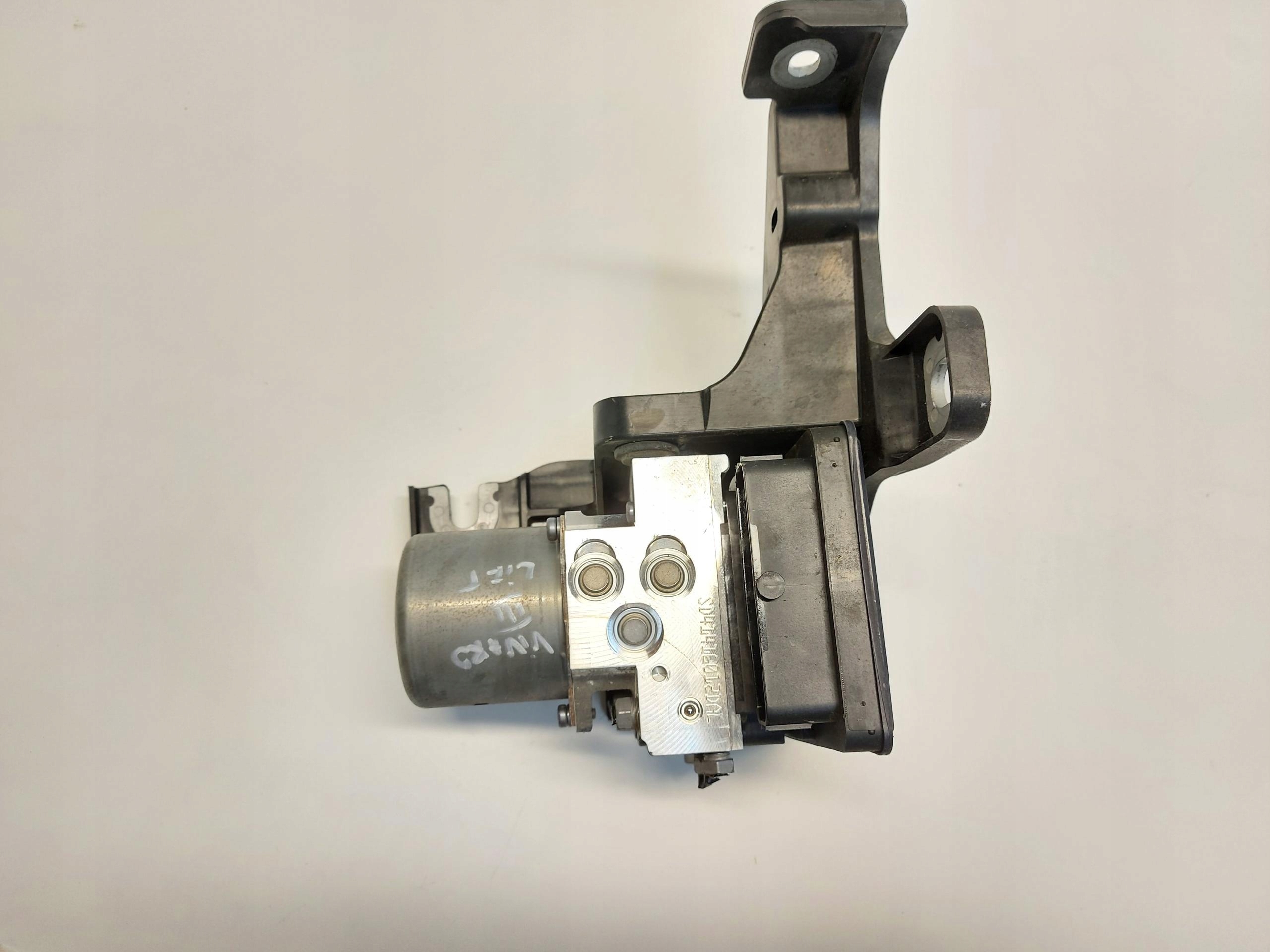 PSA Vivaro Jumpy Expert Proace 2024r Pumpe ABS