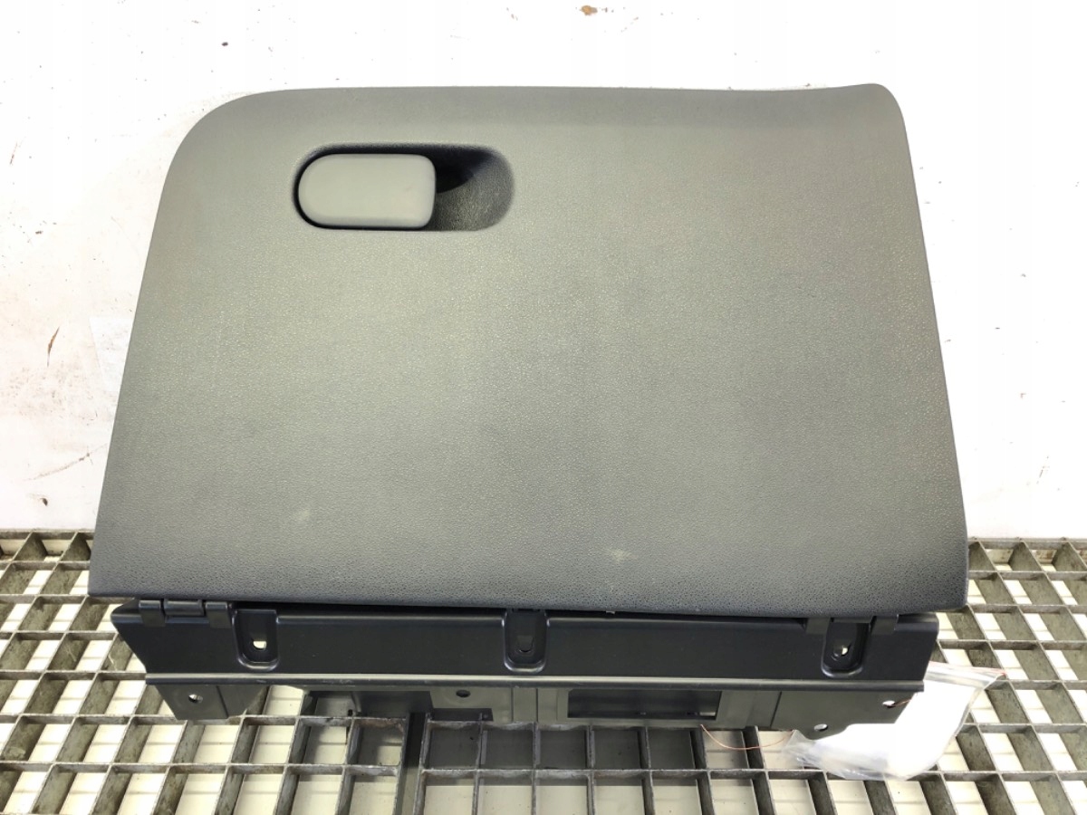 бардачок CITROEN C3 PICASSO Минивен полка