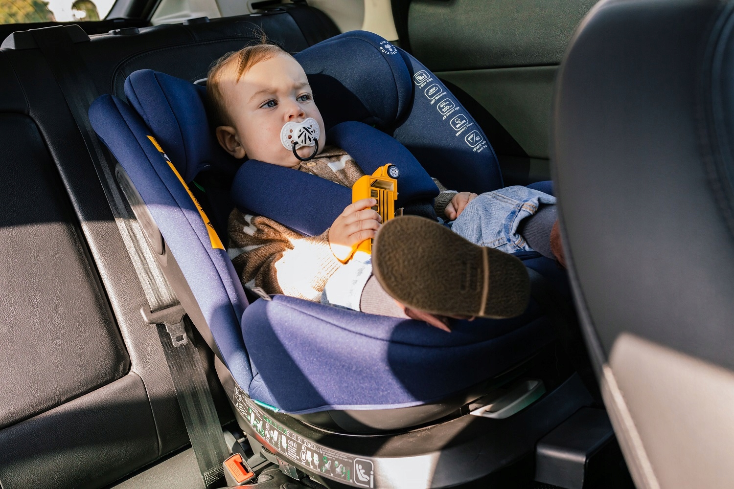 FOTELIK SAMOCHODOWY i-SIZE ISOFIX OBROTOWA PLATFORMA 360° RWF 15x REGULACJA Kod producenta ENZO grafit