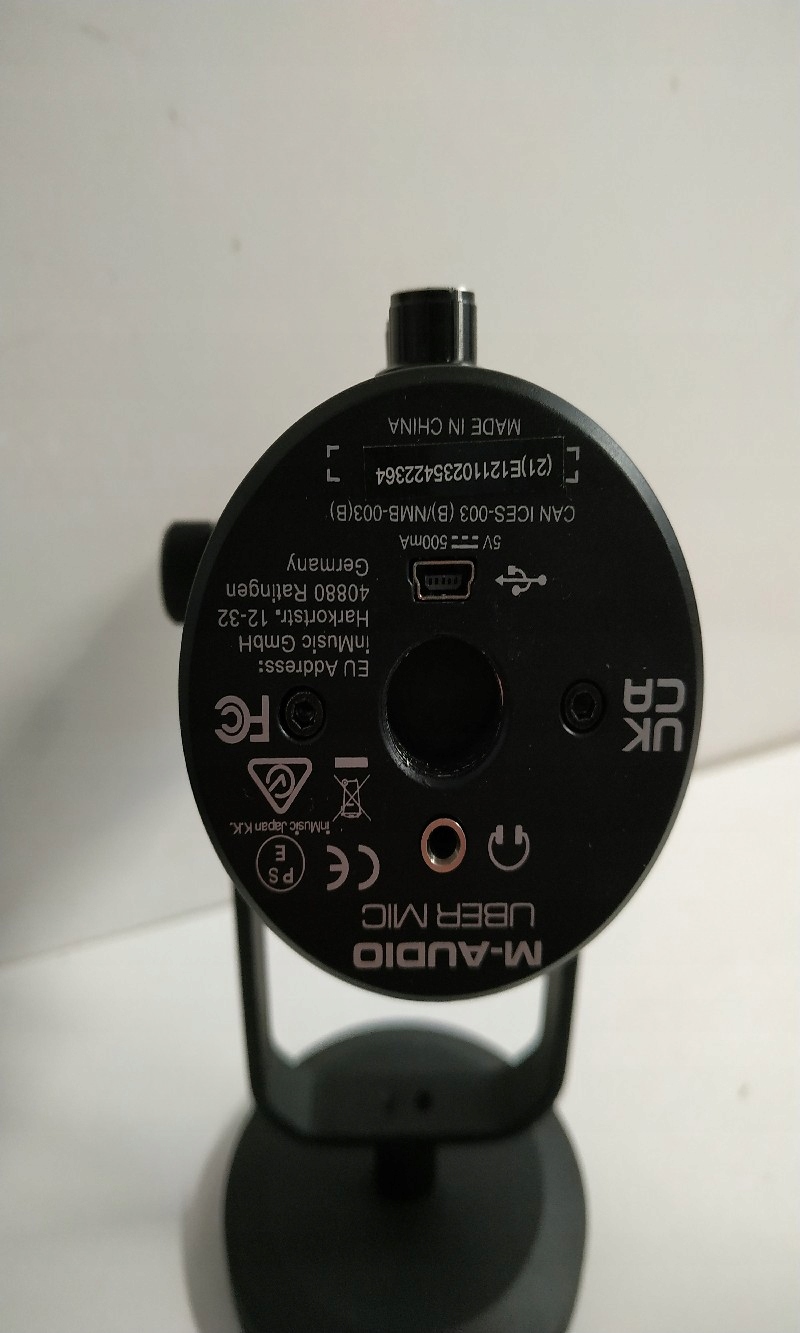 MIKROFON POJEMNOŚCIOWY M AUDIO UBER MIC CZARNY Kod producenta 0694318023549