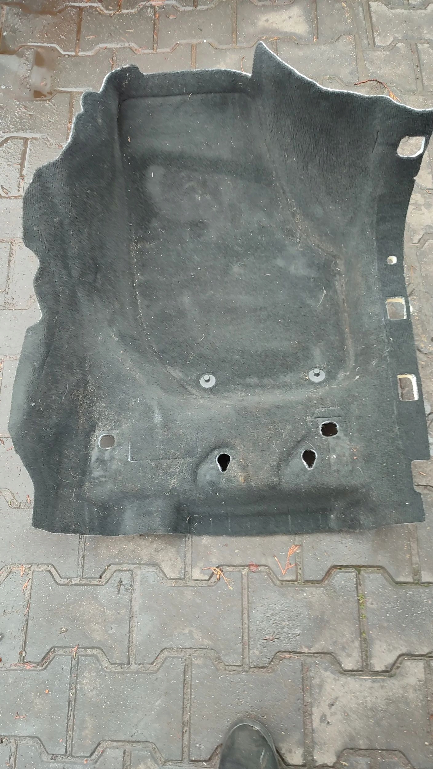 Volvo V40 2018 front side right mats