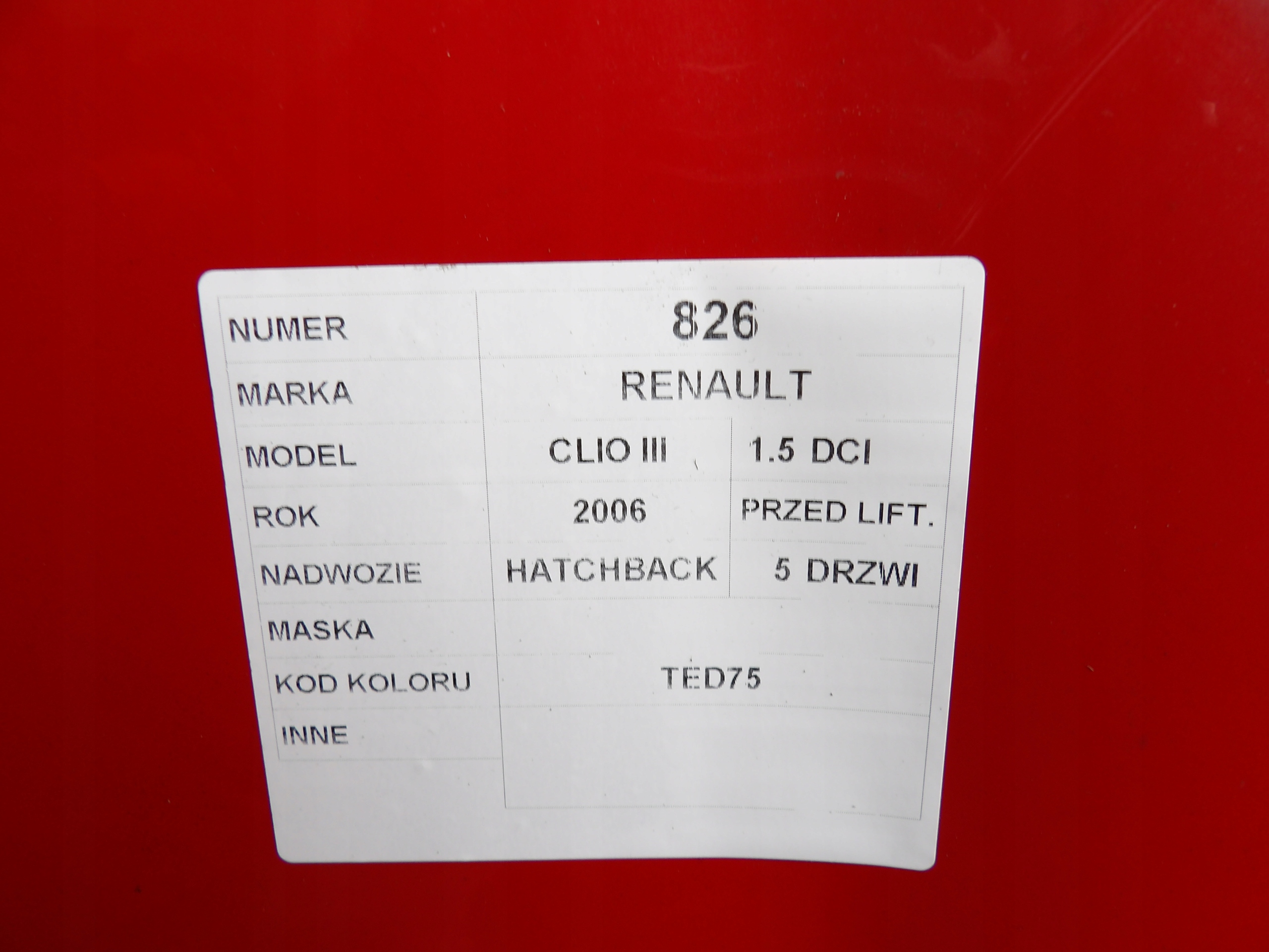 Renault Clio III cofano lak. TED75 HB 5D