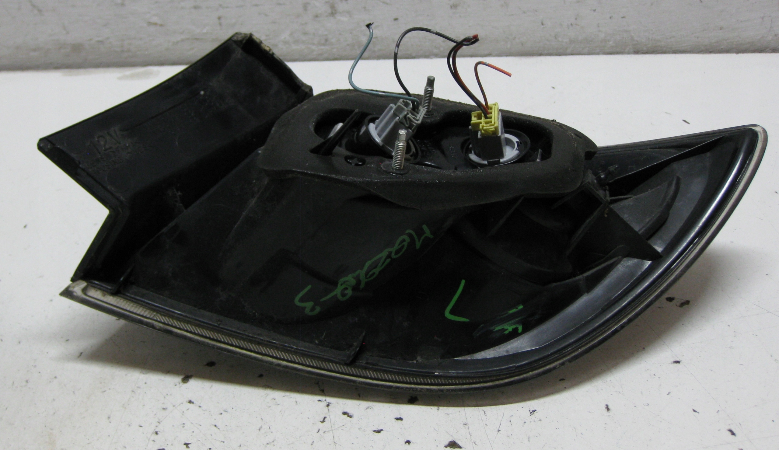 MAZDA 3 BK 1.6 CITD 06R light left rear part EU