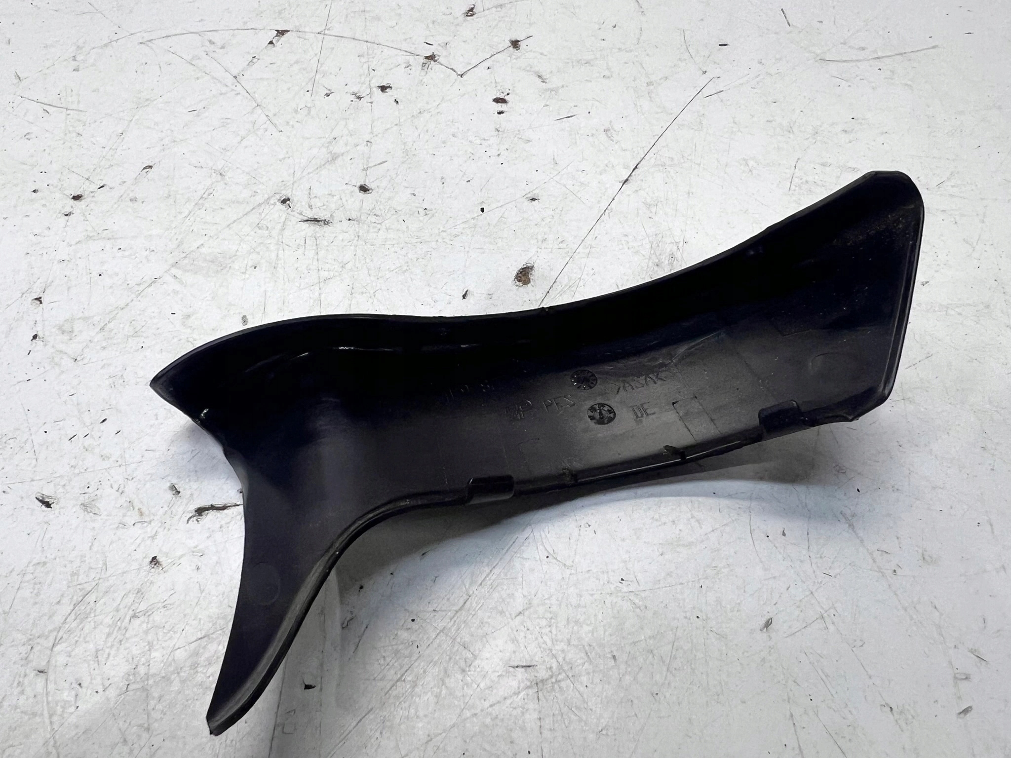 Blende Abdeckung Scharnier links heck AUDI A6 C6 AVANT 4F9827279