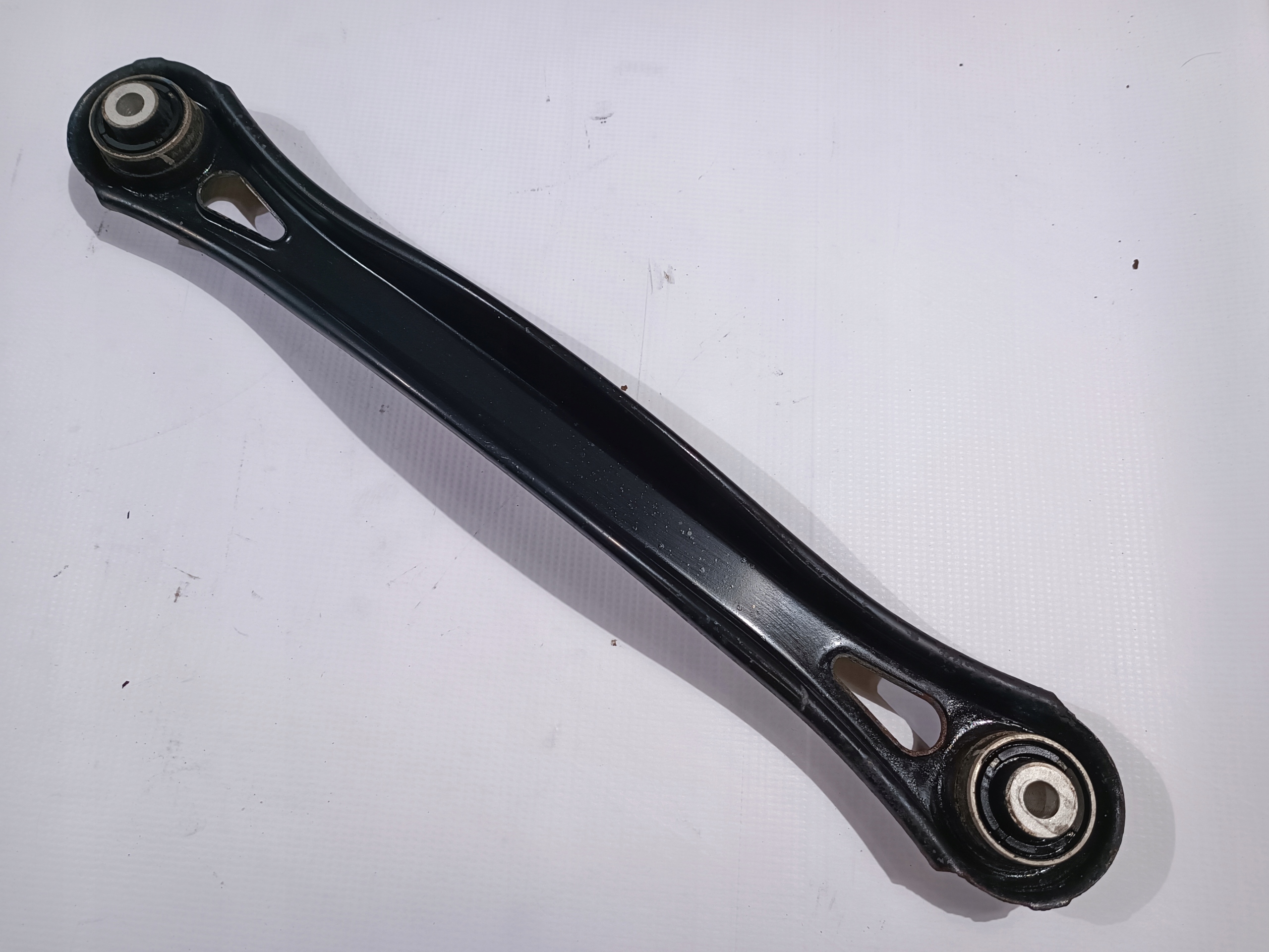 arm rear part rear left right Chevrolet Camaro 2016