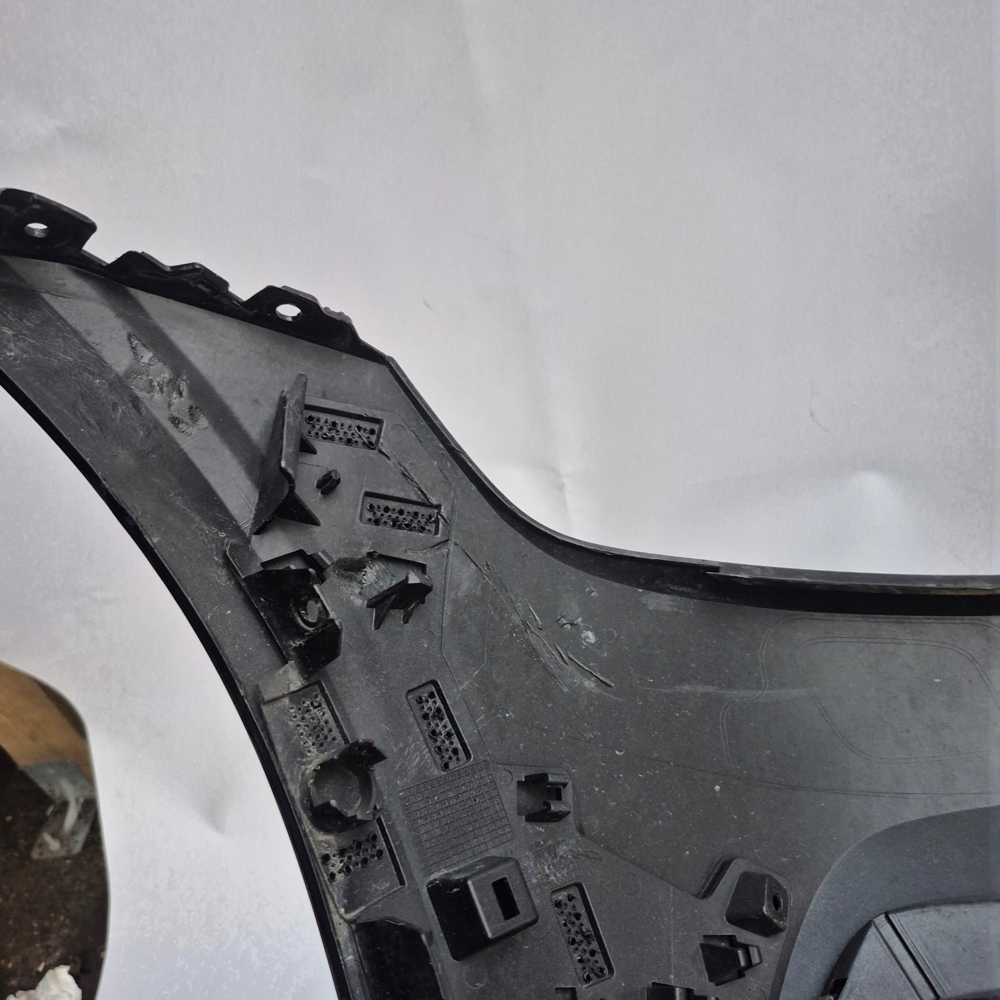VOLVO V60 II 2 S60 III 3 18-> nárazník předek přední DC