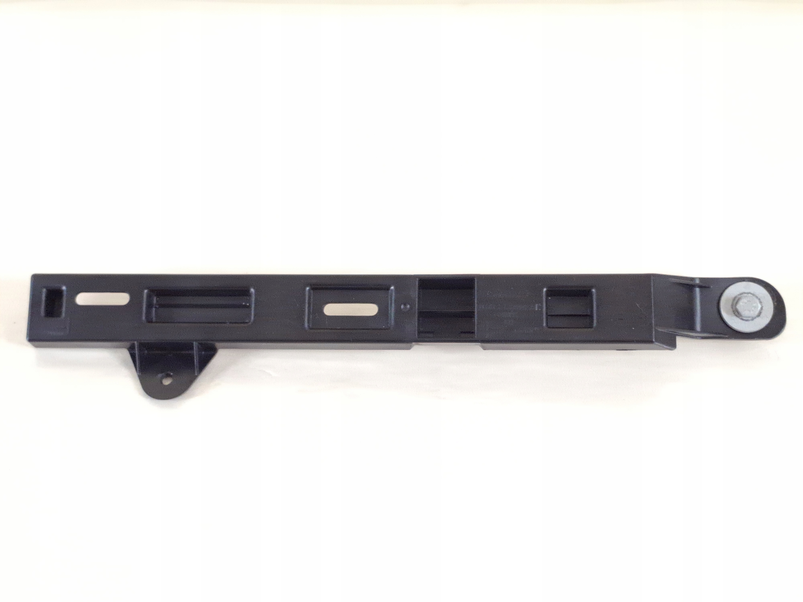 support holder of a bumper left front left front FORD MONDEO V MK5 17r