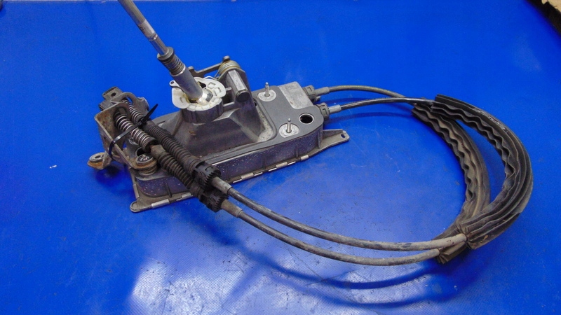 Leva del cambio LEVA CAMBIO 1.6FSI 5 ingranaggi VW GOLF V 04-09R