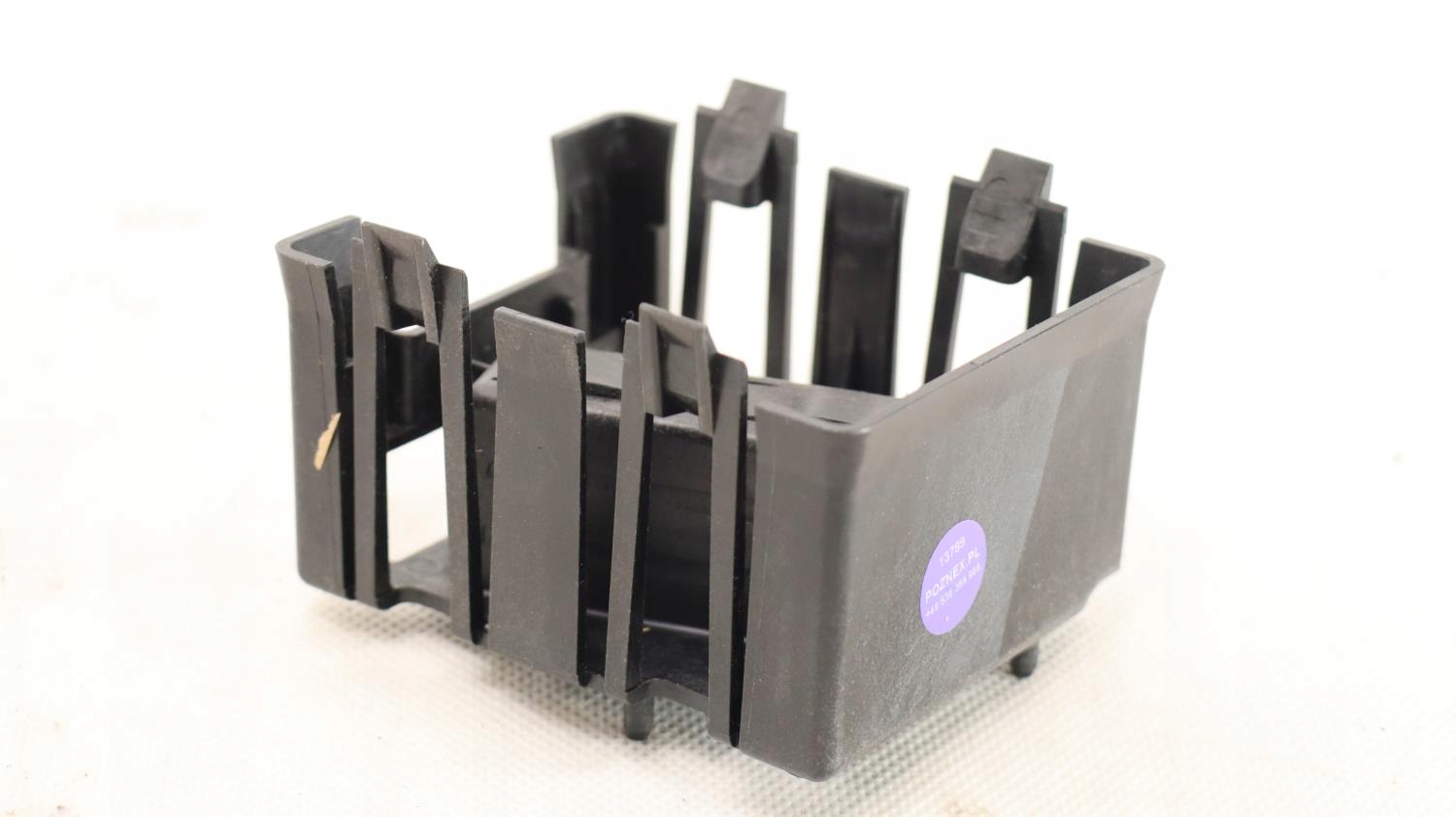 TESLA MODEL 3 MOCOWANIE RADARU 1108648 00 E NOWE Part manufacturer Tesla