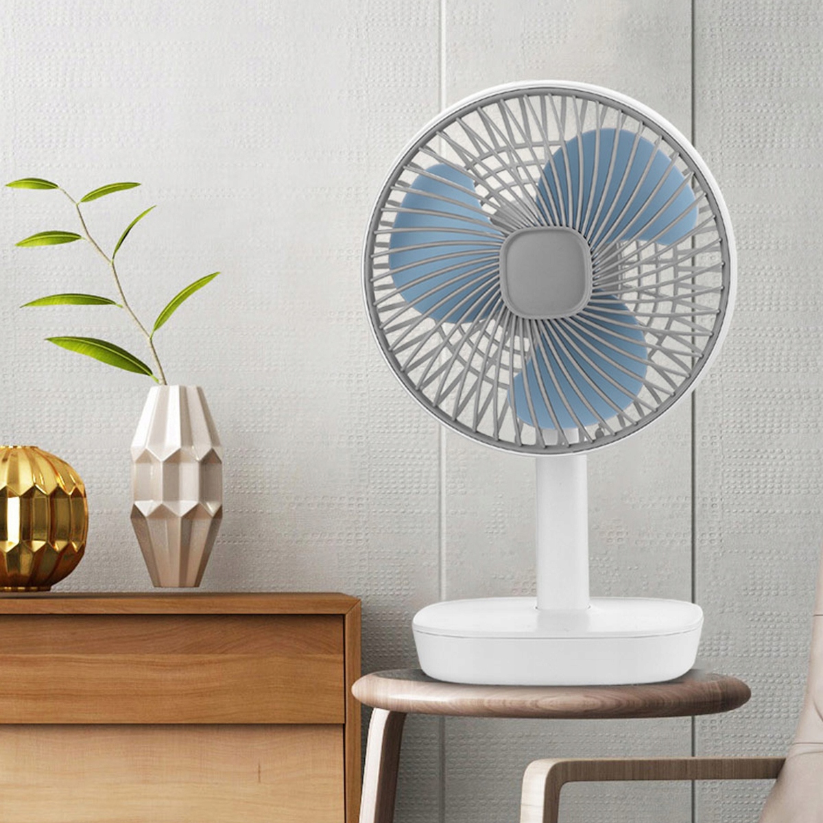 WENTYLATOR BIURKOWY WIATRAK CICHY 2200mAh USB Kod producenta Wentylator USB