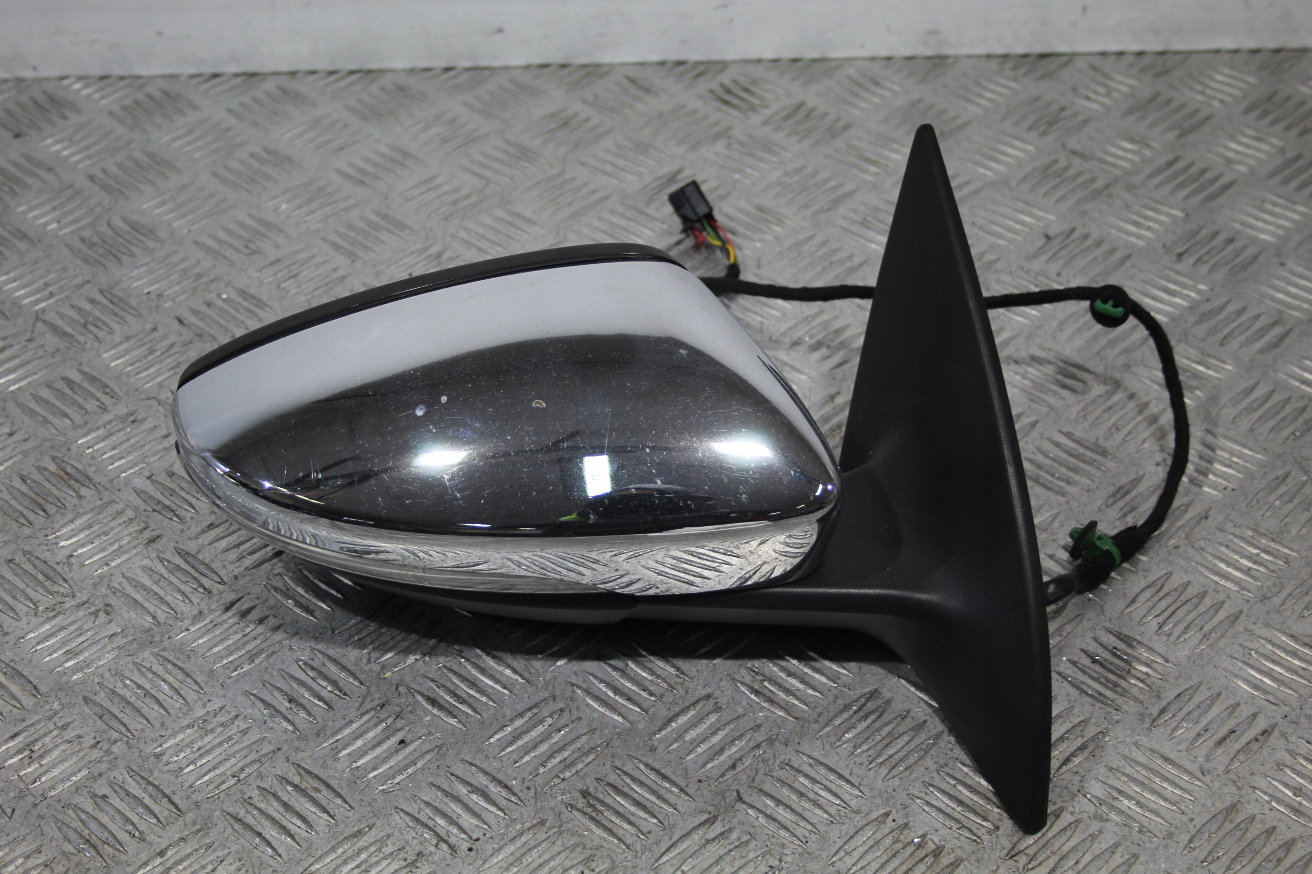 mirror right 9 vertical VW PASSAT CC 3C8